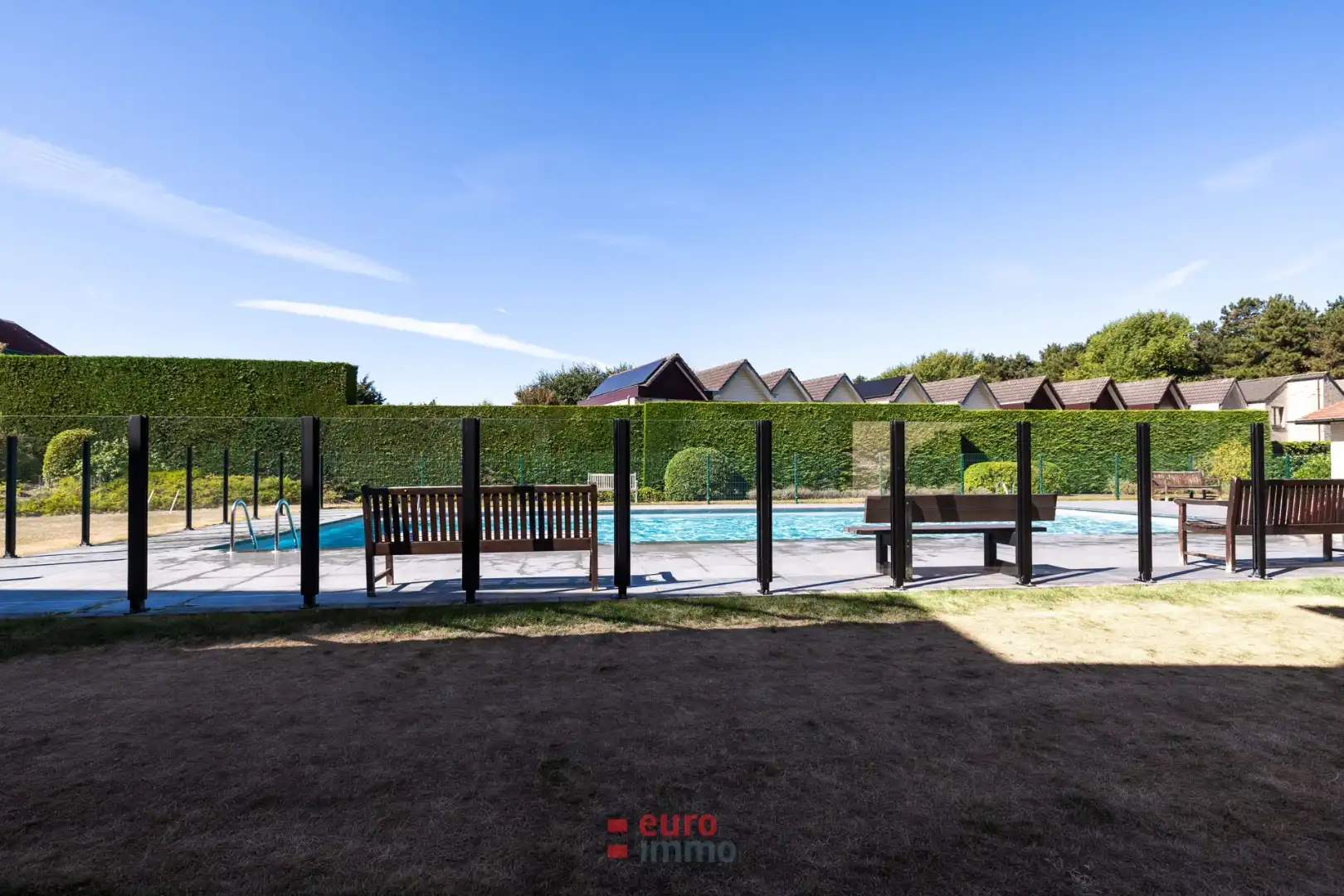 Gelijkvloerse studio met ruim terras. foto 8