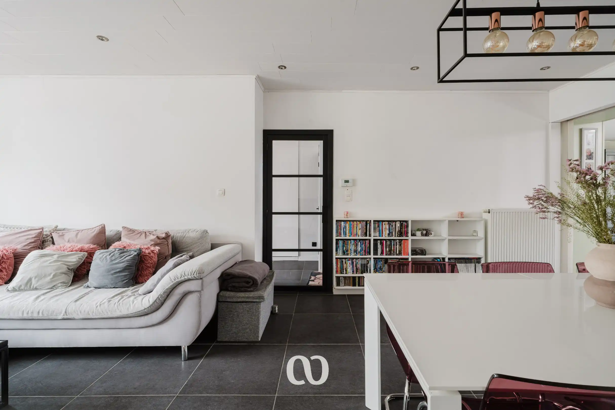 Recent gerenoveerde woning met 4 slaapkamers in hartje Brakel foto 6