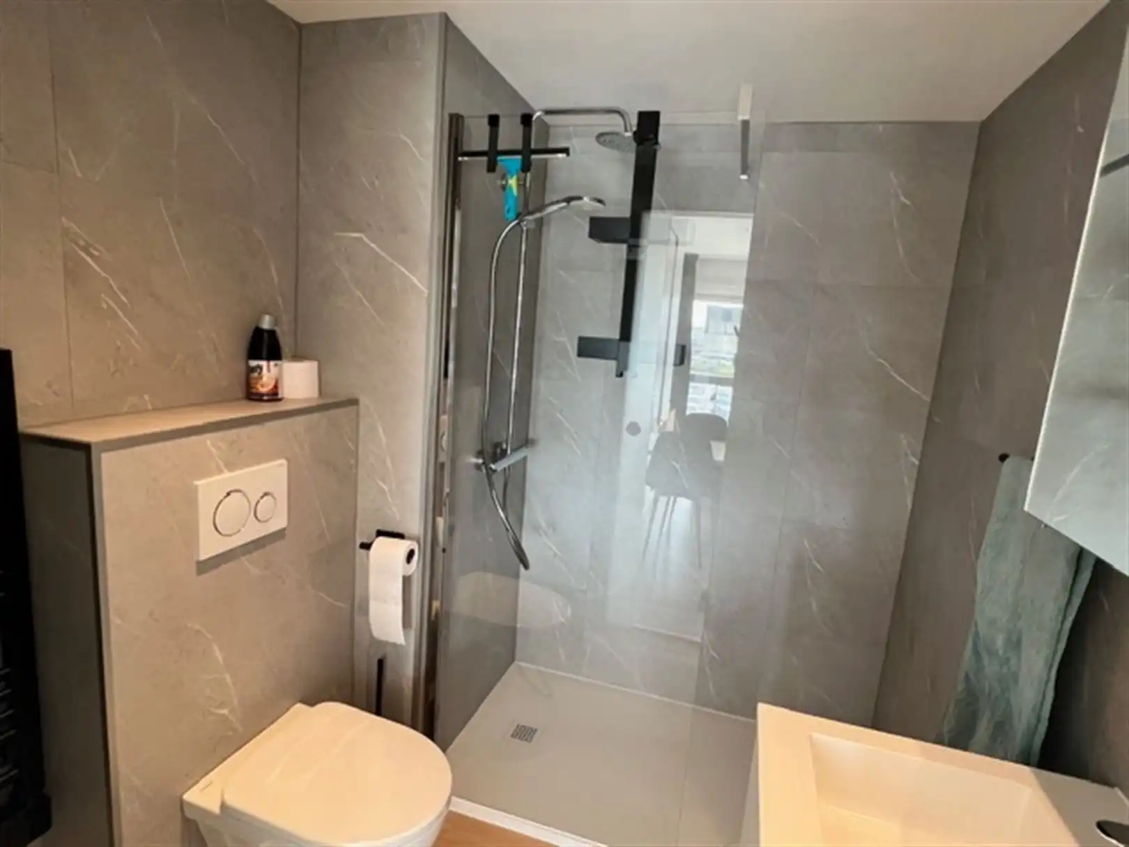 compleet vernieuwde studio op topligging foto 8