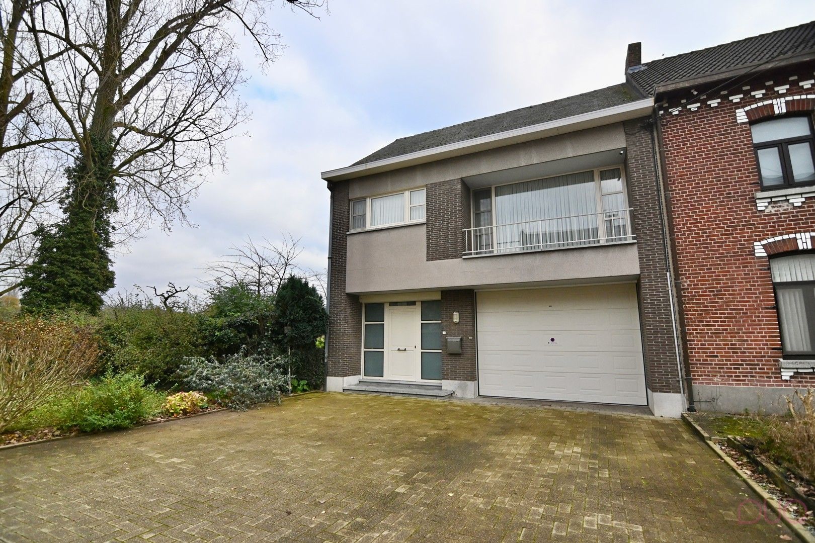 Instapklare bel-etage woning inclusief grote, inpandige opslagruimte met ruime doorrijhoogte. foto 27