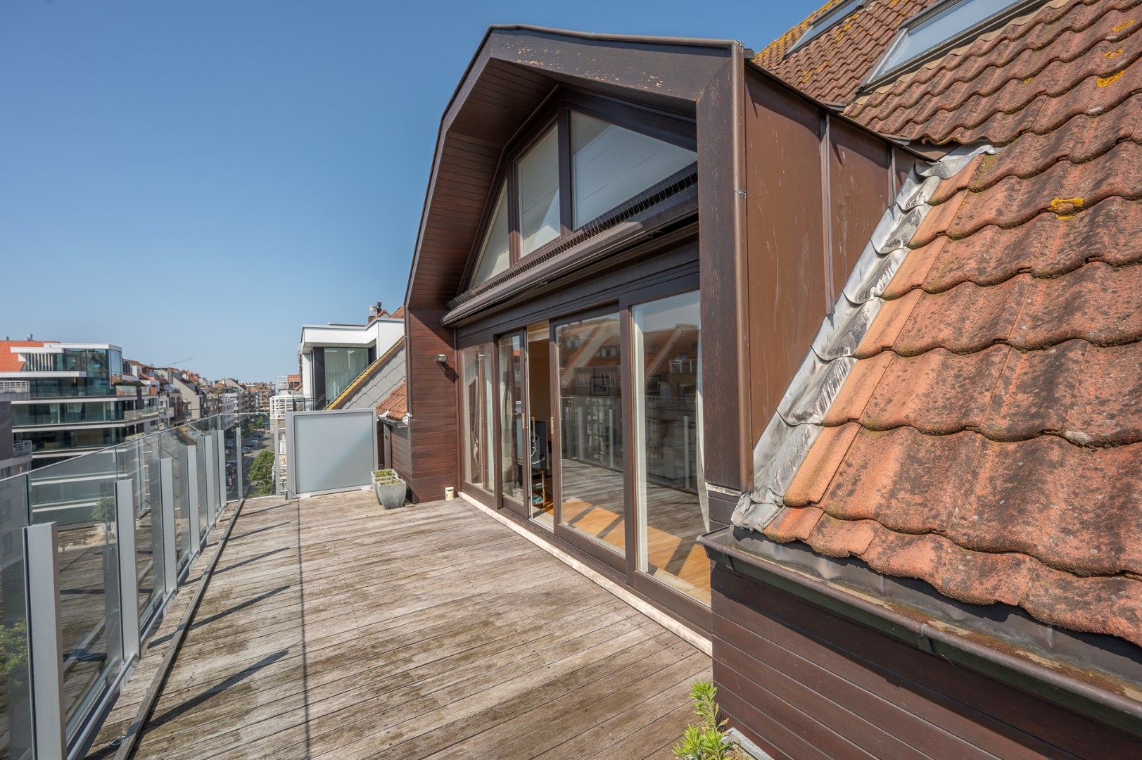 Ruim en zonnig dakappartement met ca. 33m² terrassen gelegen in het centrum van Knokke, op wandelafstand van de Zeedijk foto 25