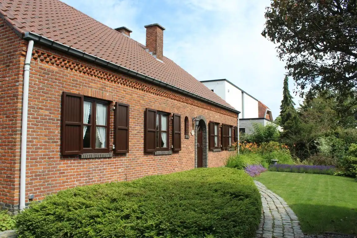 Landelijke laagbouwwoning op ongeveer +/- 1300m² foto 22