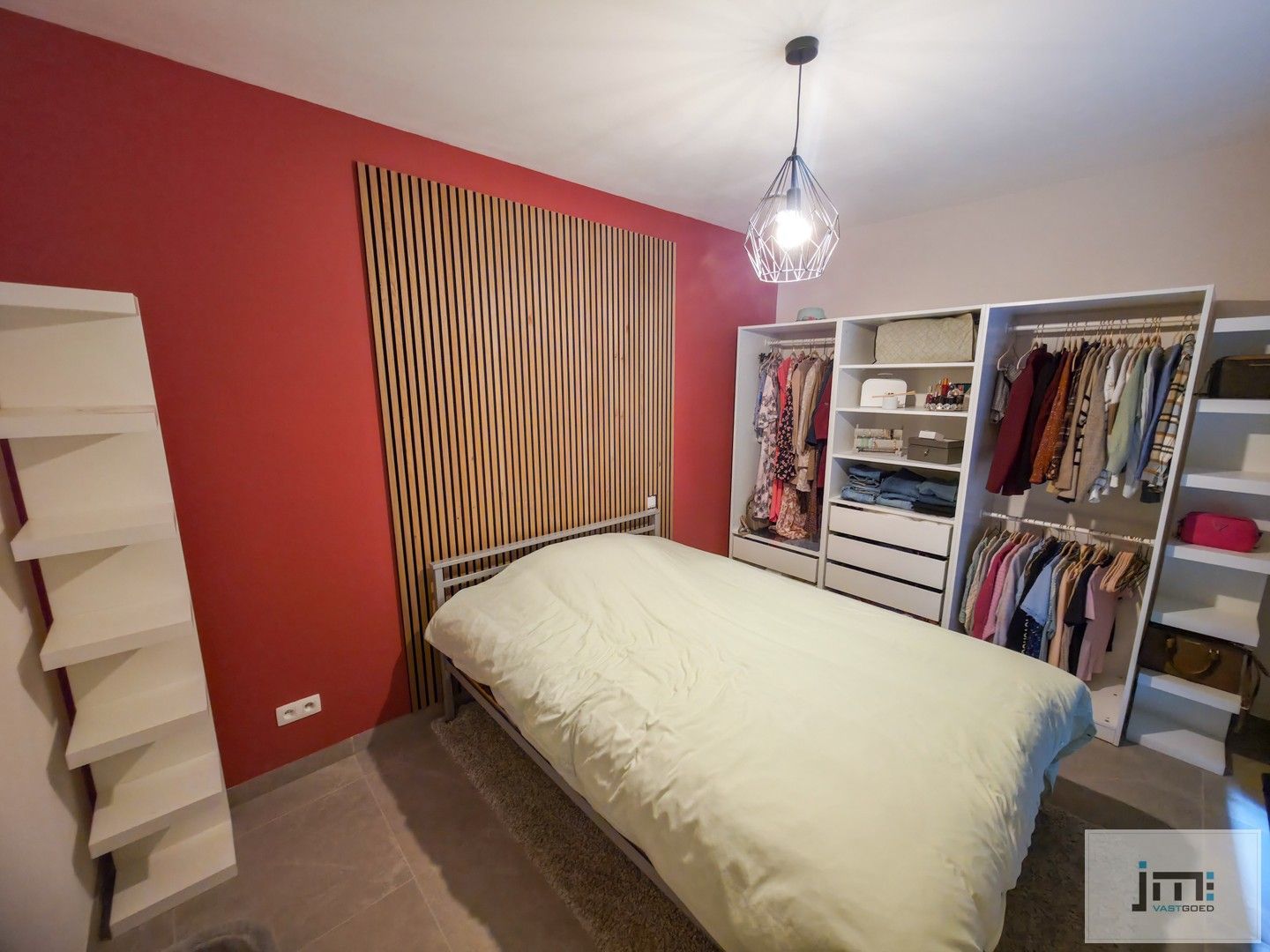 Uniek appartement met kelderberging en autostaanplaats foto 6