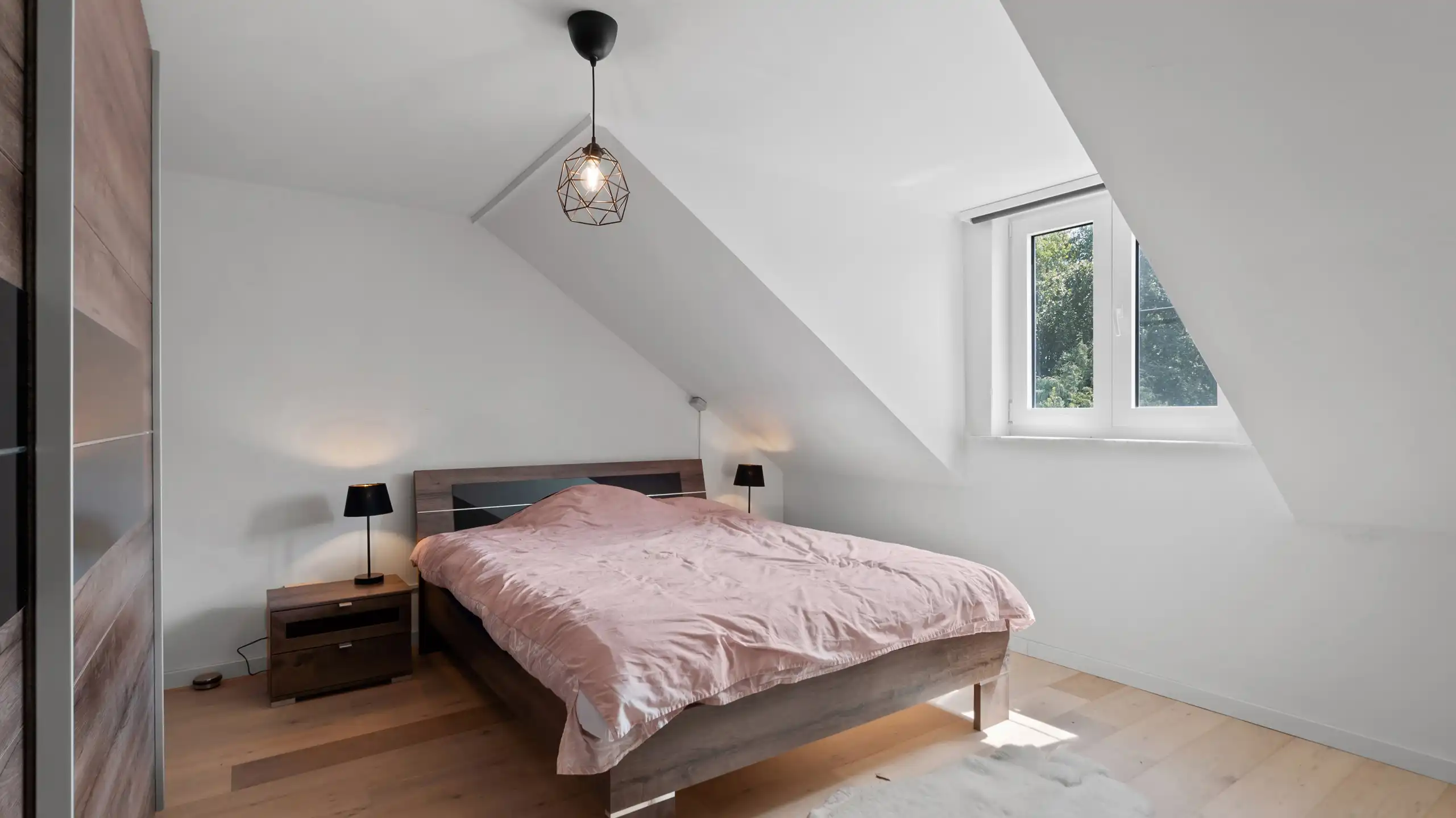 OUDSBERGEN - Zeer ruime landbouwwoning op 2,5ha met loodsen  foto 23