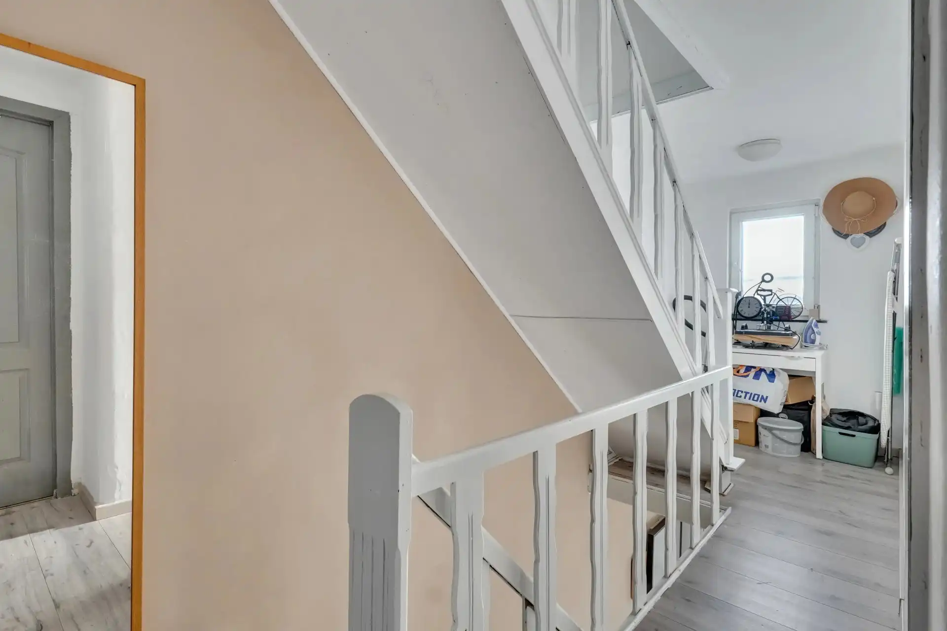 Gerenoveerde woning op rustige locatie foto 11