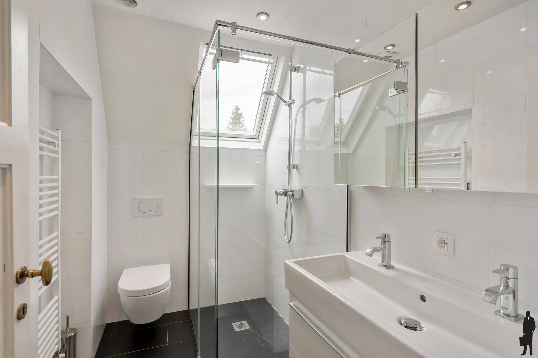Zeer charmante gezinswoning op ca. 1.116m²  foto 17