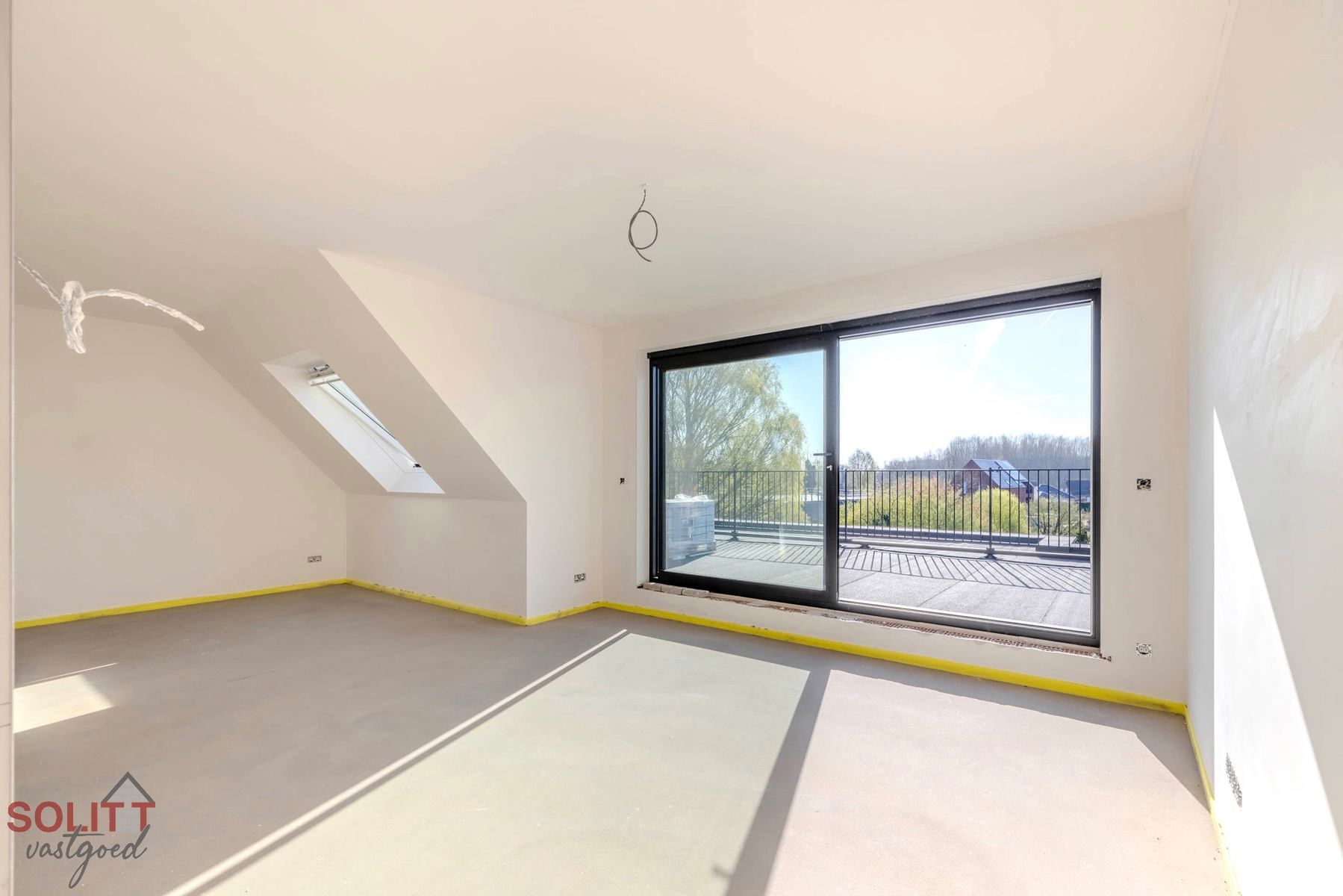 Penthouse met 3 slpk, terras (40m²) en bovengrondse parking foto 6