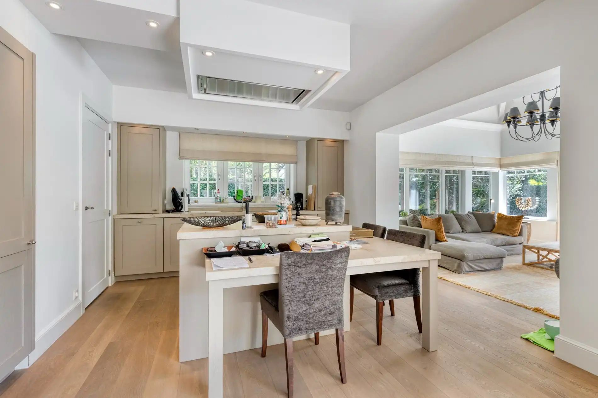 Luxueuze en stijlvolle villa in Engelse Cottage stijl met verwarmd zwembad gelegen in het Zoute. foto 10