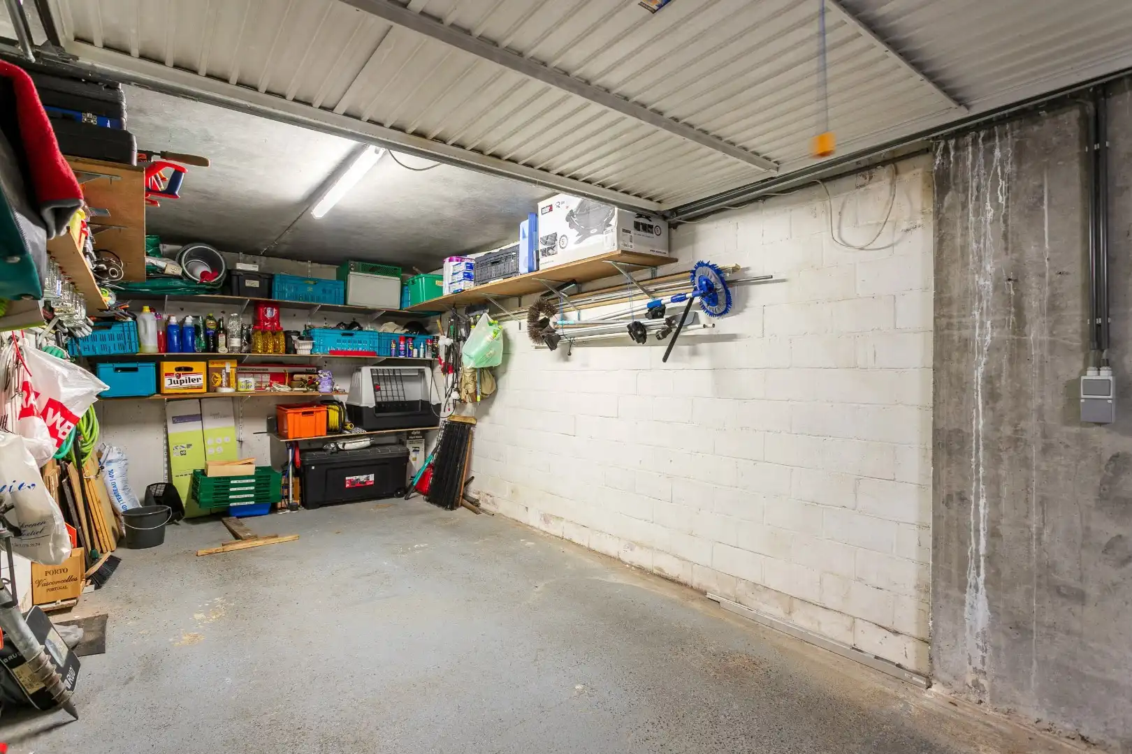 Instapklaar 2 slpk appartement met garage te Halle foto 19