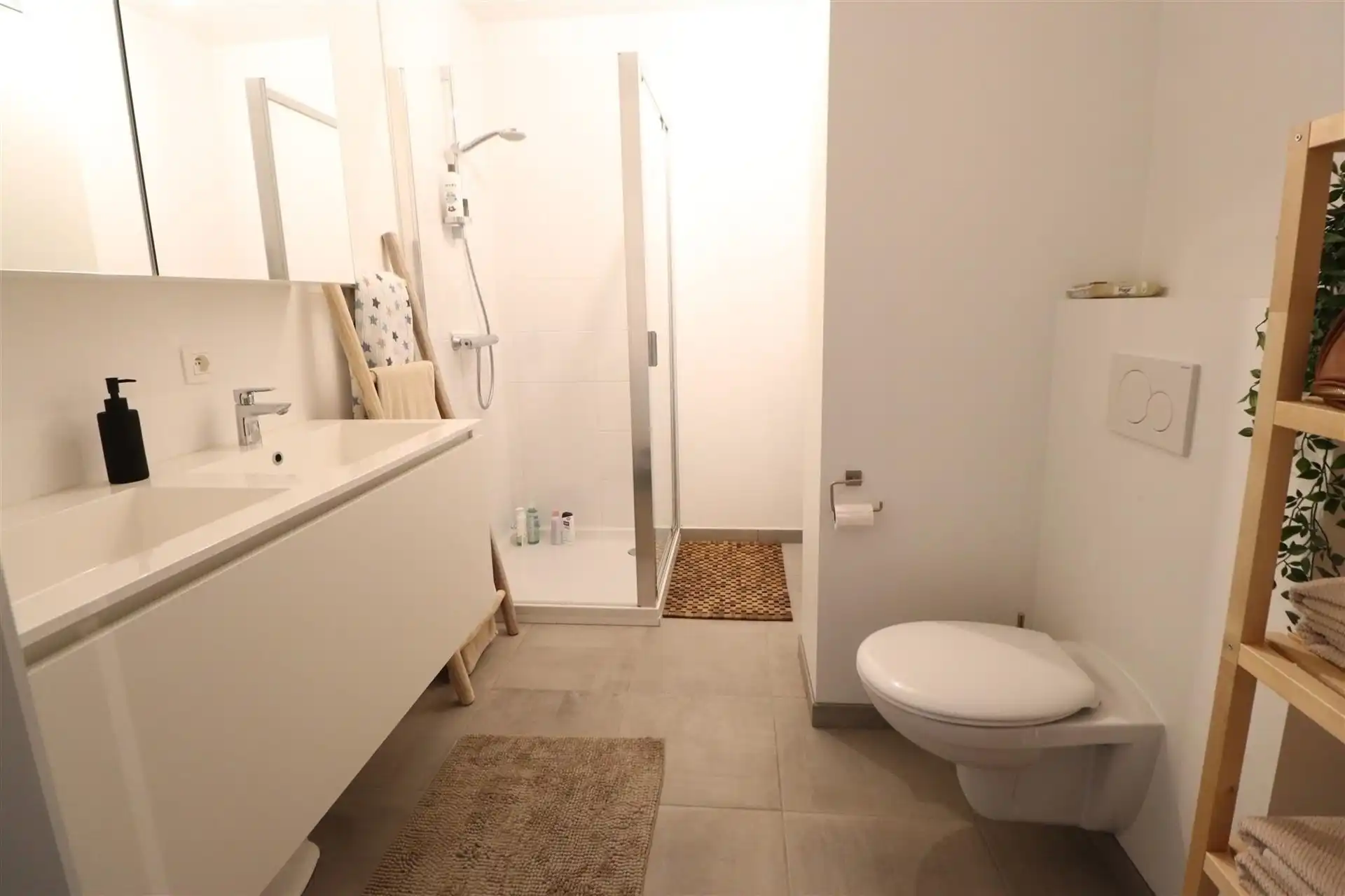 Duplexappartement met 2 autostaanplaatsen foto 13