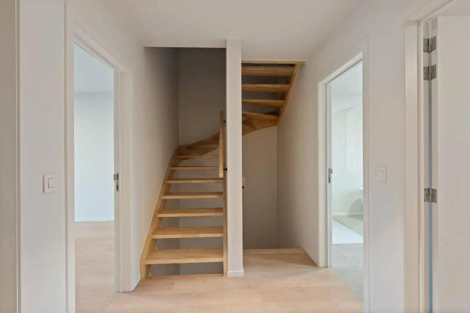 Nieuwbouwwoning met 3 slaapkamers en grote zolder, garage en tuin in Ooigem foto 8