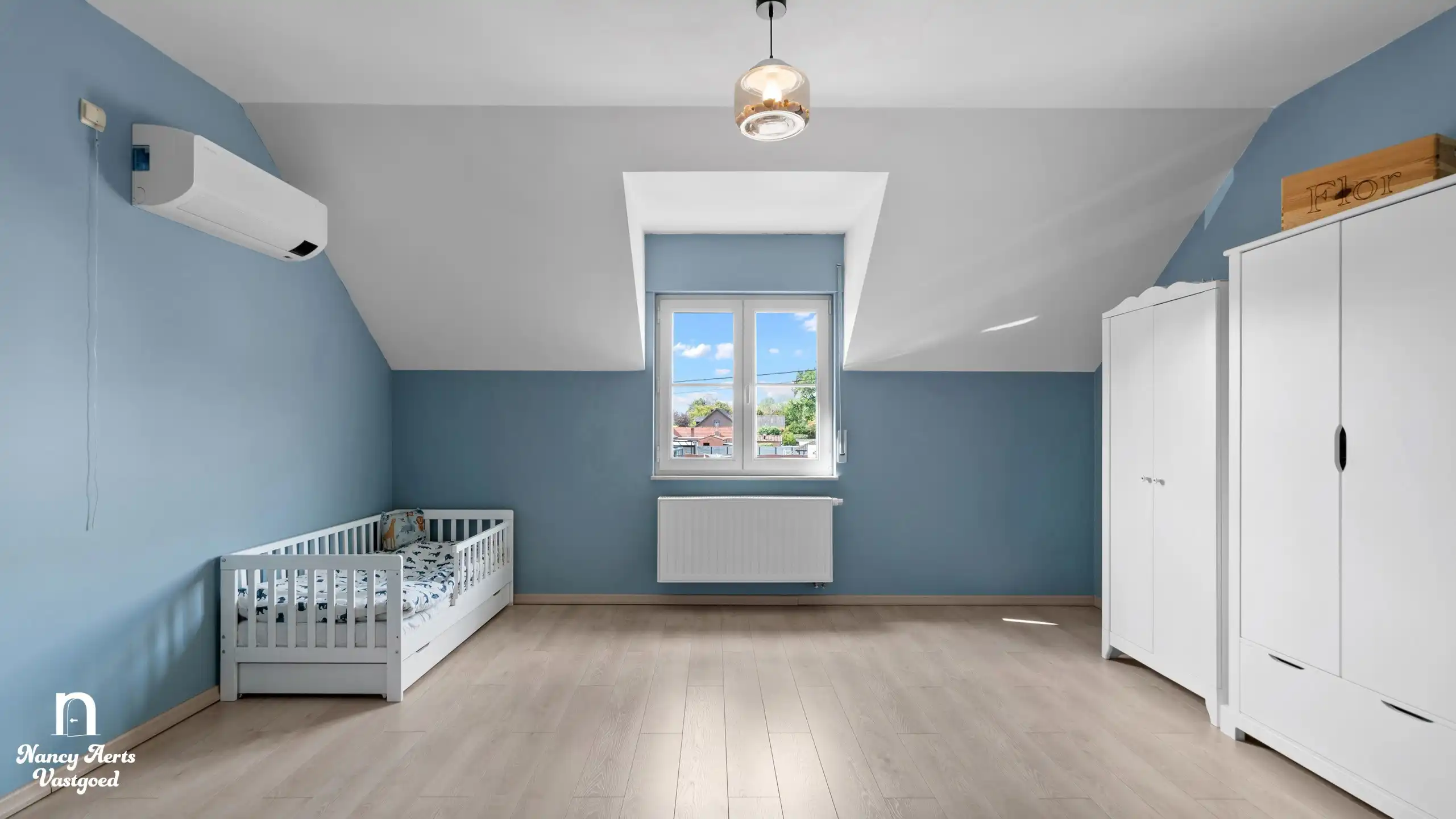 Verrassend ruime woning met aparte studio op rustige locatie foto 34
