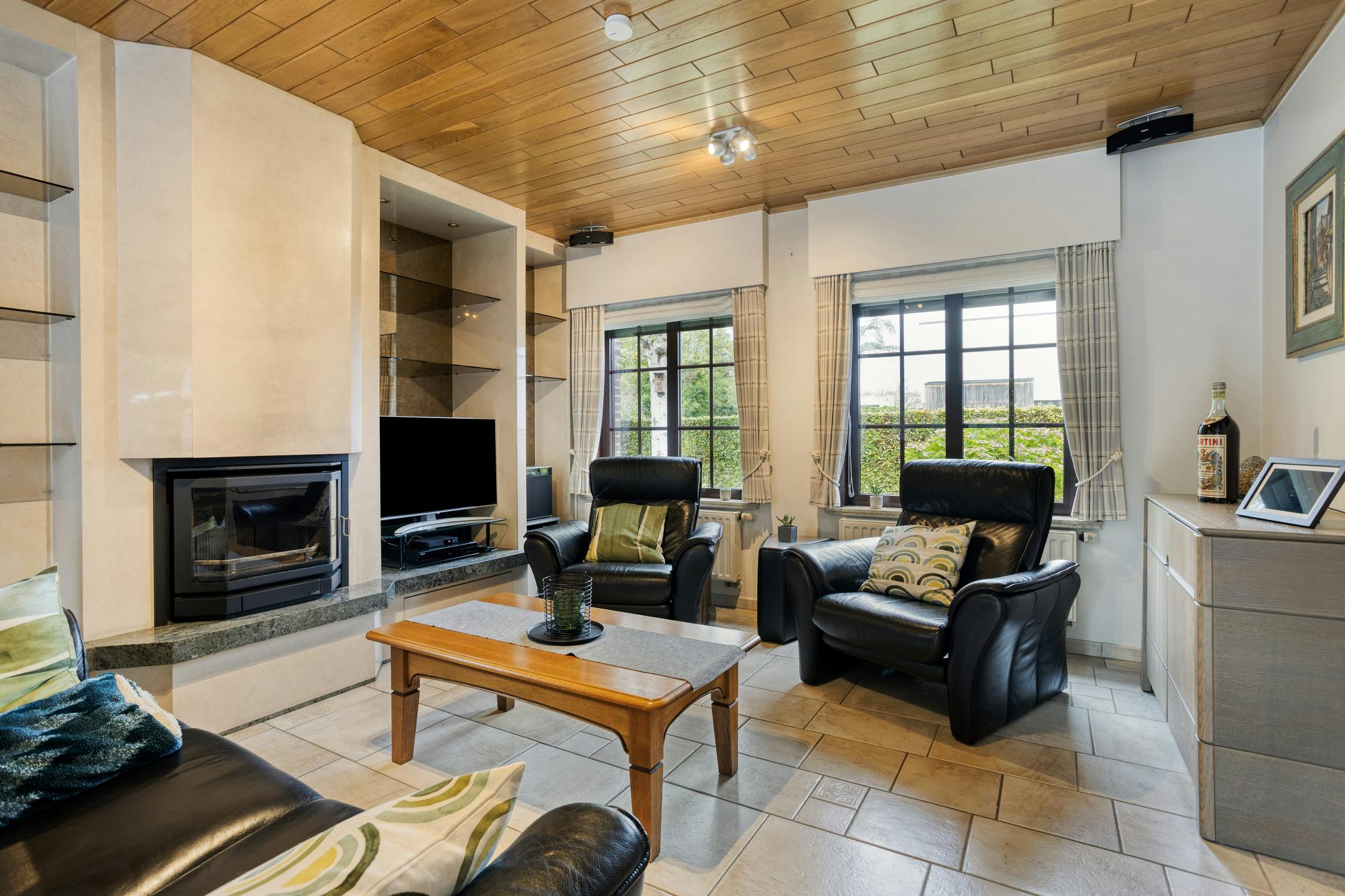 Gezinswoning met 3 slaapkamers en bureau te koop in Drongen foto 5