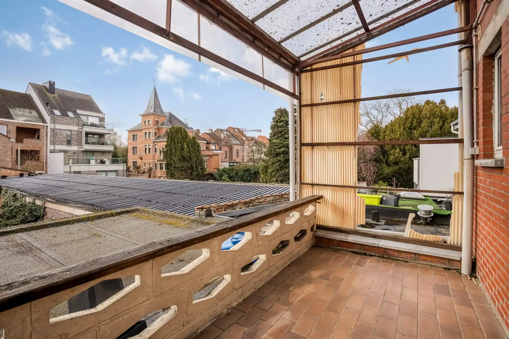 Te verbouwen opbrengsteigendom met twee vergunde appartement foto 16