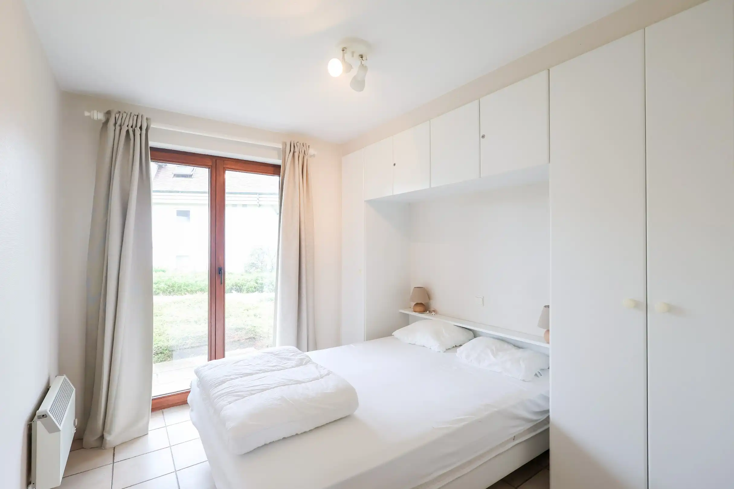 Instapklaar gelijkvloers appartement op wandelafstand van de Zeedijk en het strand! foto 15