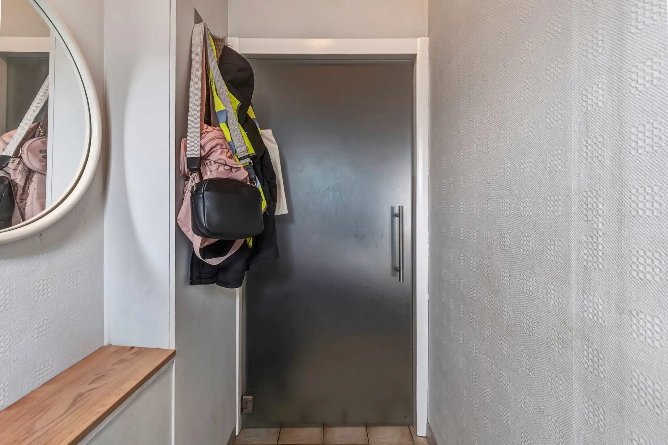 Charmante woning nabij centrum Deinze foto 2