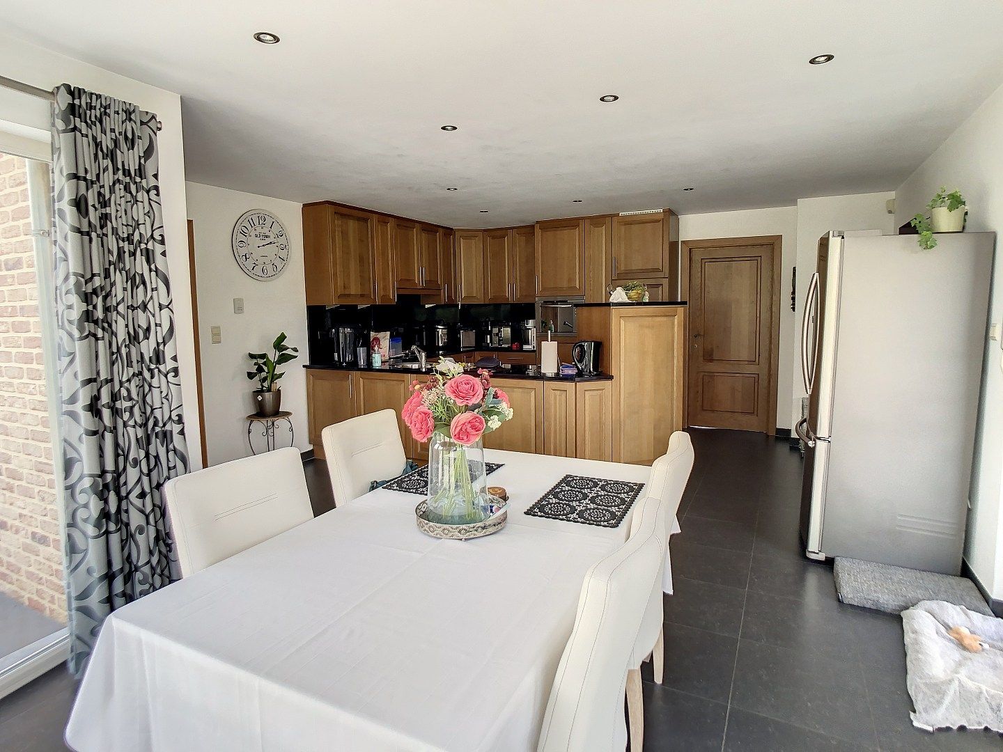 Prachtige woning met 5 slaapkamers, bureau, kelder, garage en tuin te 's Gravenvoeren foto 6