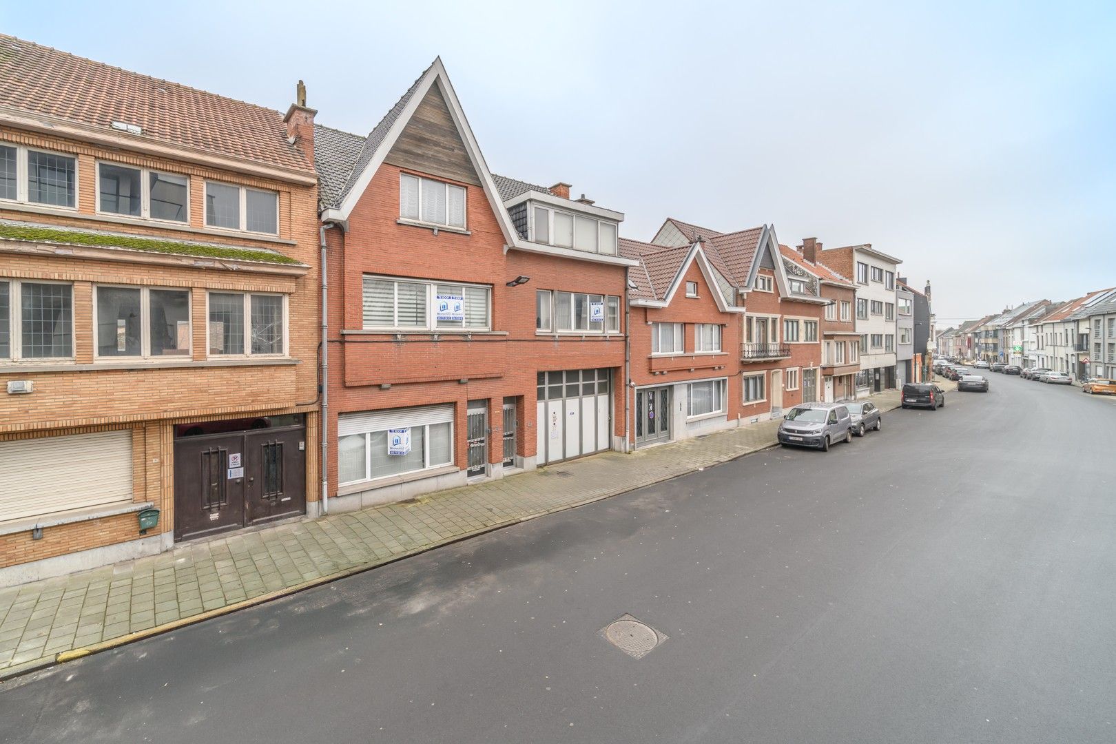 Uniek pand aan de stadsrand van Aalst met historische roots foto 1