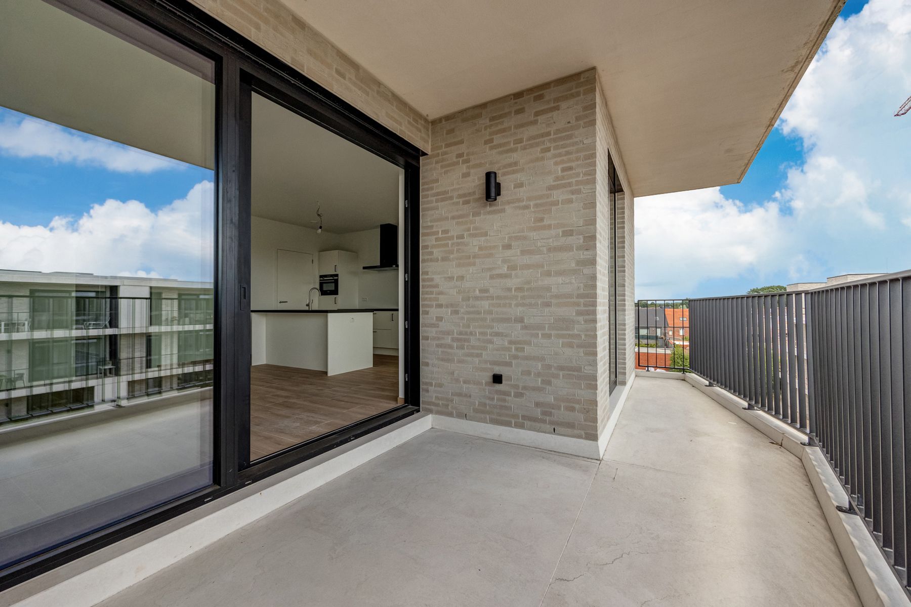 Prachtig nieuwbouwappartement op de 3de verdieping met ondergrondse autostaanplaats en berging. foto 6