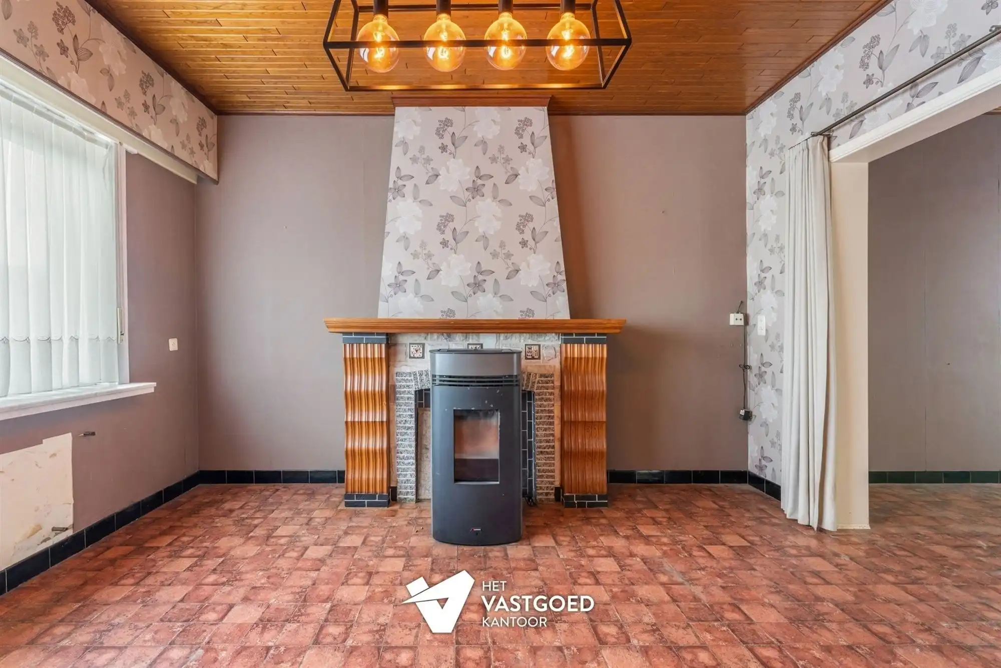 WONING MET POTENTIEEL (154M²) MET 3 SLAAPKAMERS EN PRACHTIGE TUIN TE MEERHOUT foto 4