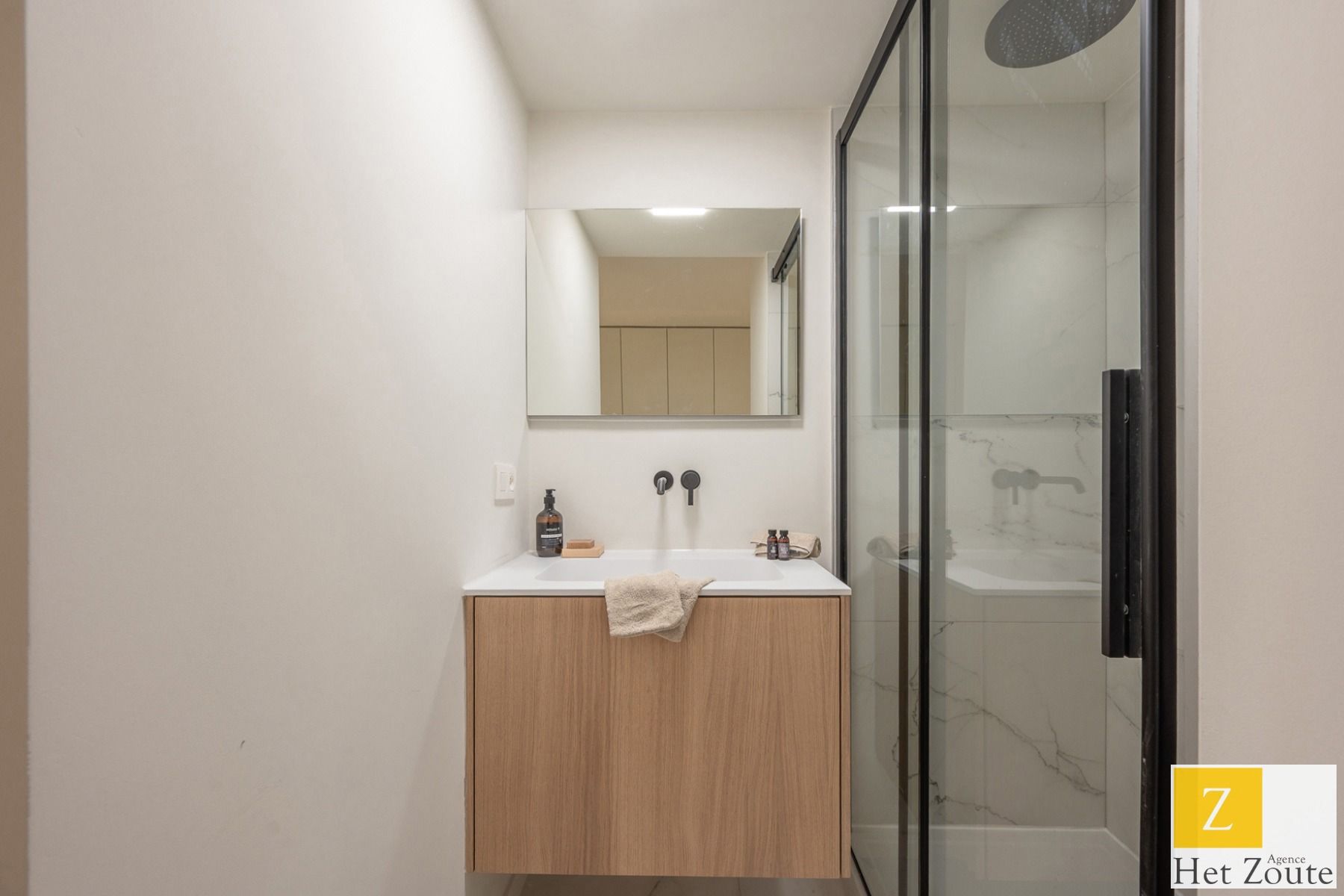 Prachtig hoekappartement op toplocatie in Knokke foto 22