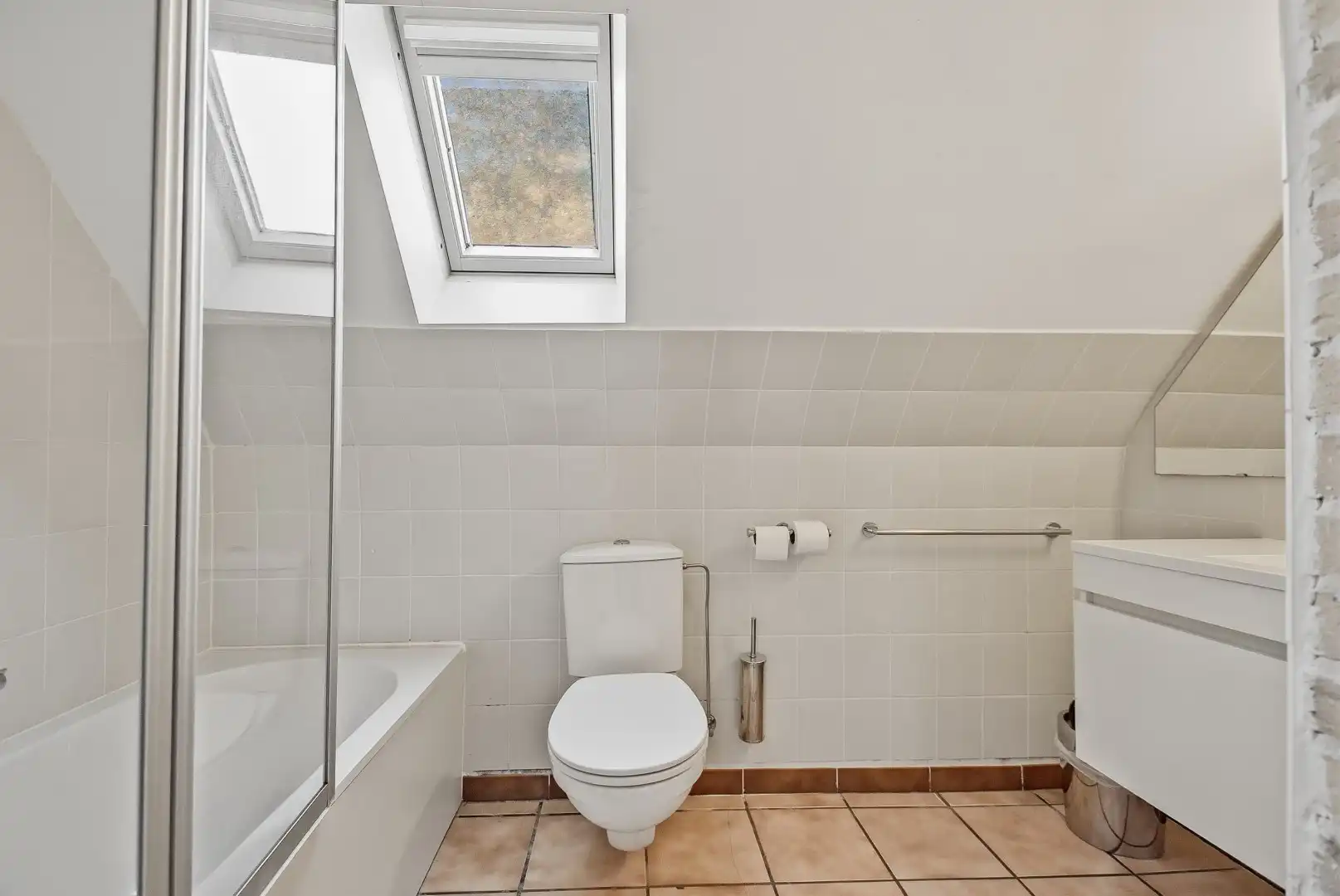Restaurant met privéwoning en 2 B&B-kamers op 4.370 m² foto 24