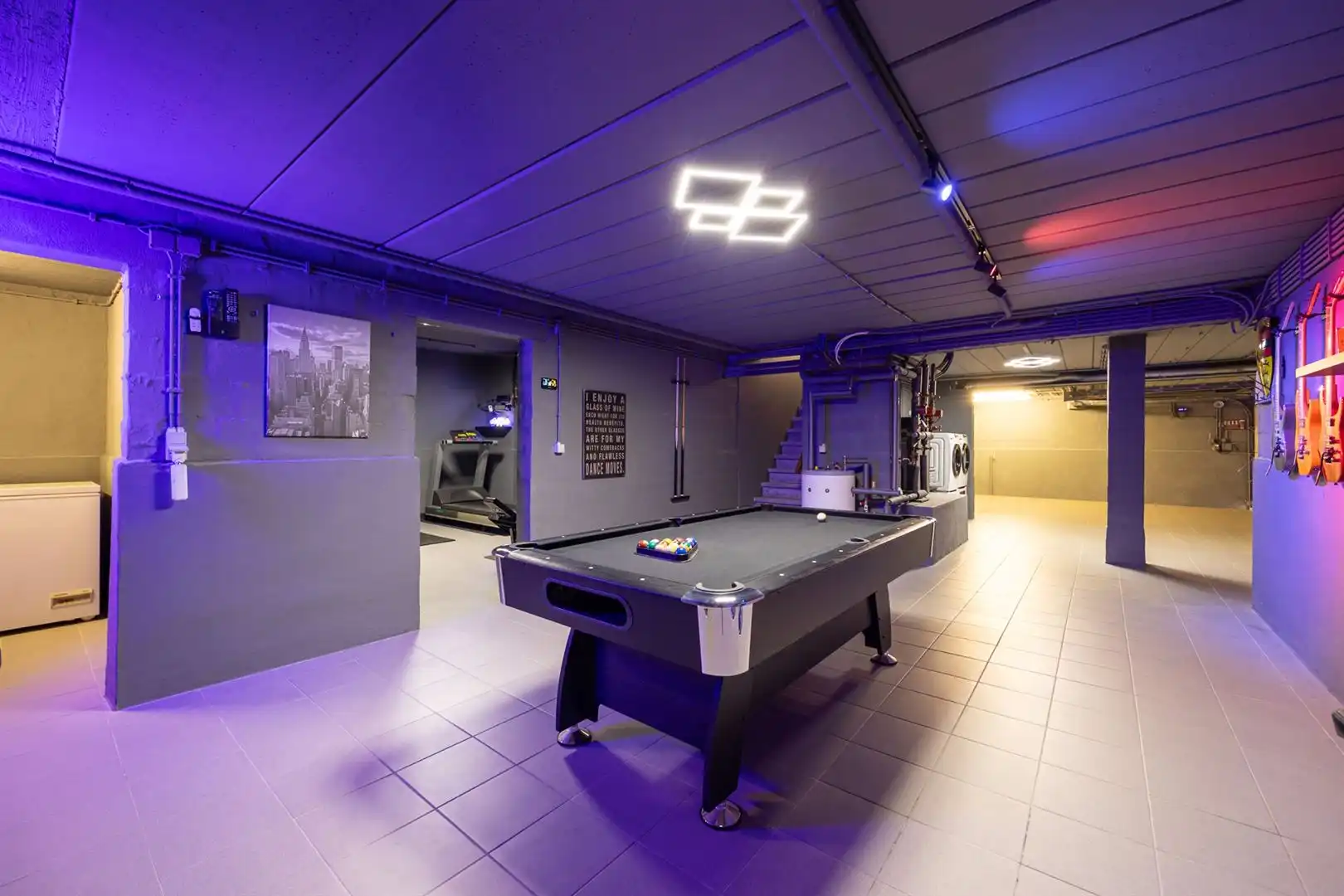 Woning met burelen, opslagruimte en een prachtige tuin! foto 21