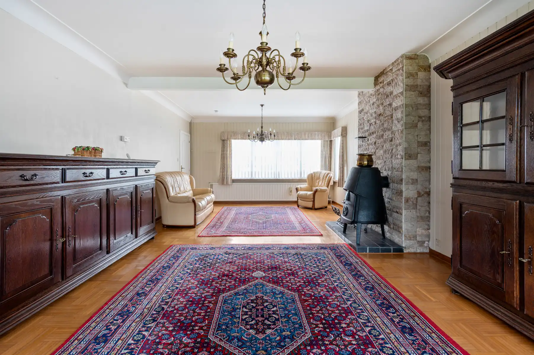 Te renoveren charmante woning op top locatie in Kapellen foto 4