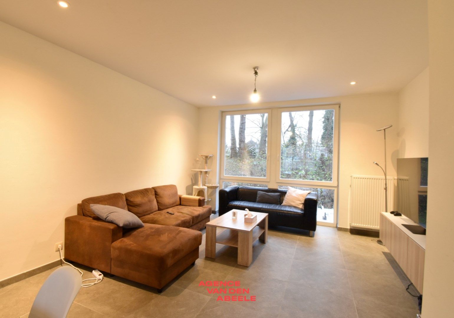 Recent appartement met terras op prachtige locatie foto 4