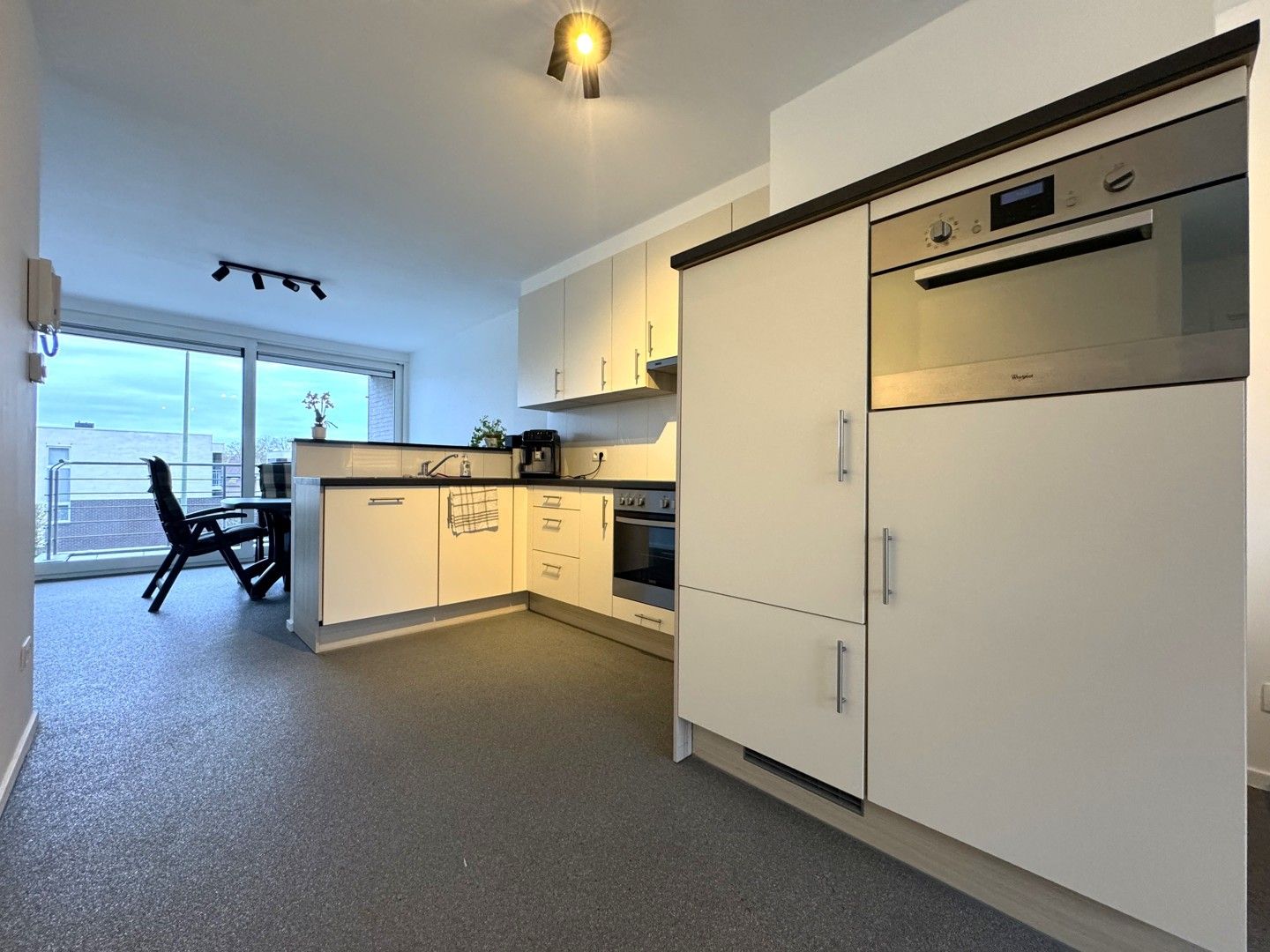 Appartement met 2 slaapkamers en 2 terrassen te huur in As foto 4