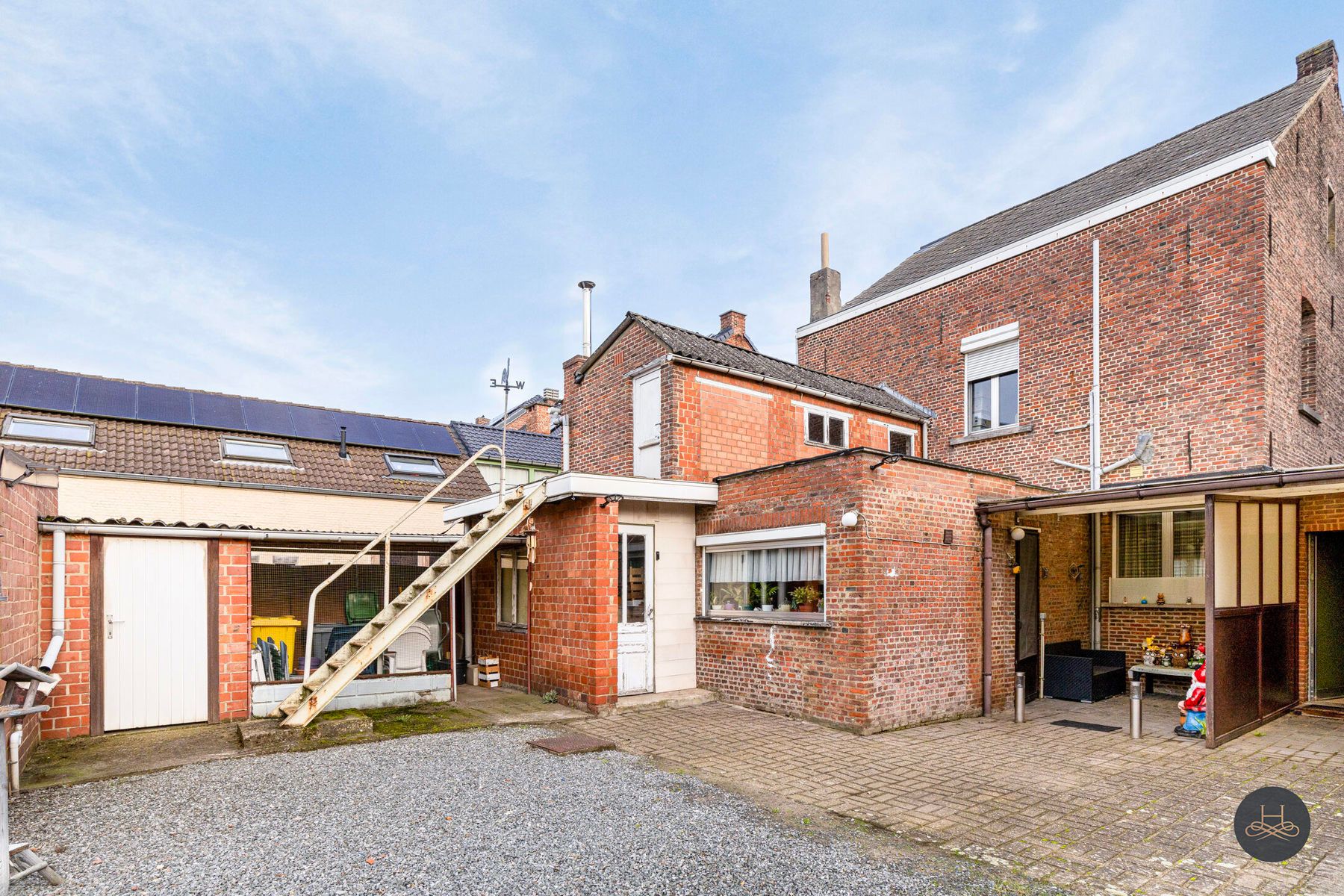 Karaktervolle woning met leuke tuin in het centrum foto 36