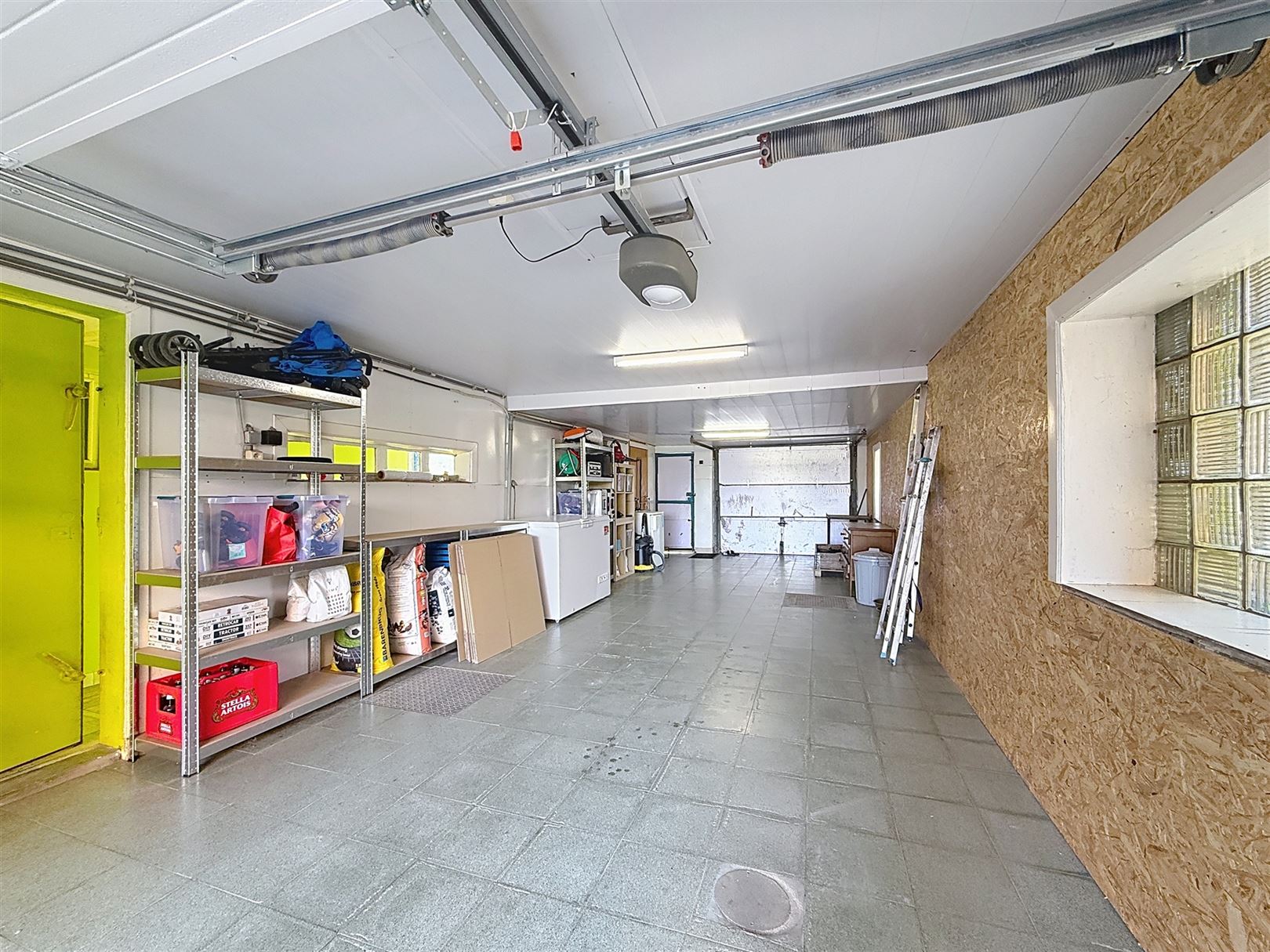 Ruime instapklare HOB, 4 slpks, garages, tuin, 16a 73ca foto 19