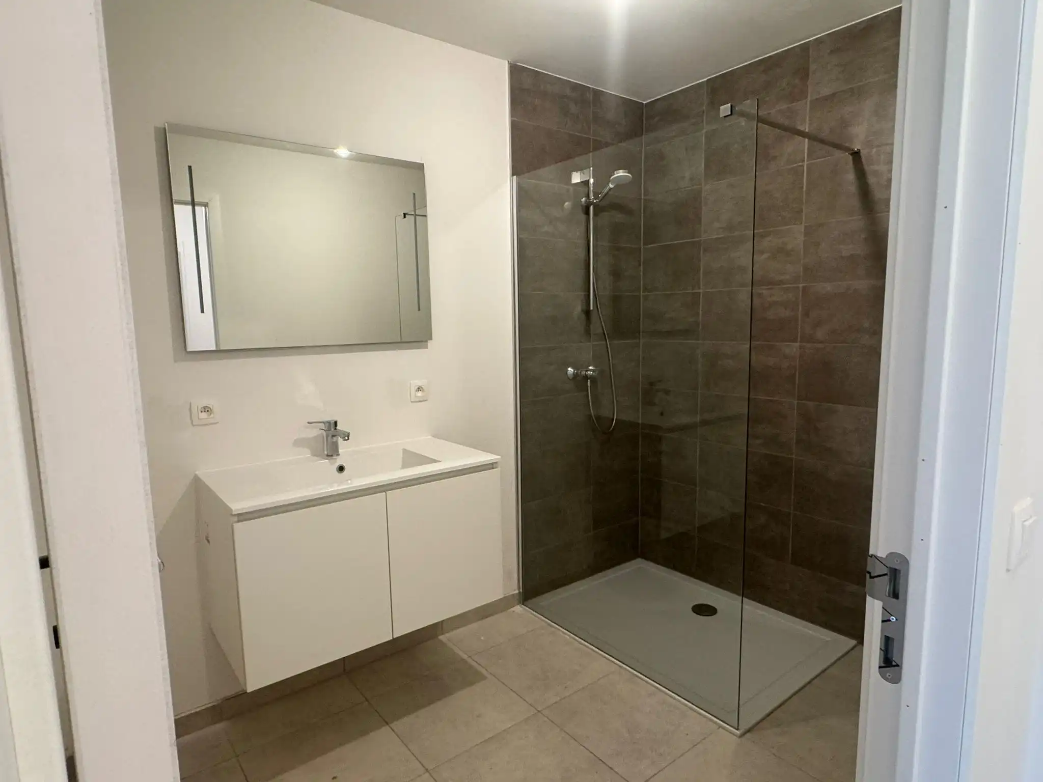 Gelijkvloersappartement met 1 slaapkamer op Stalenstraat foto 6