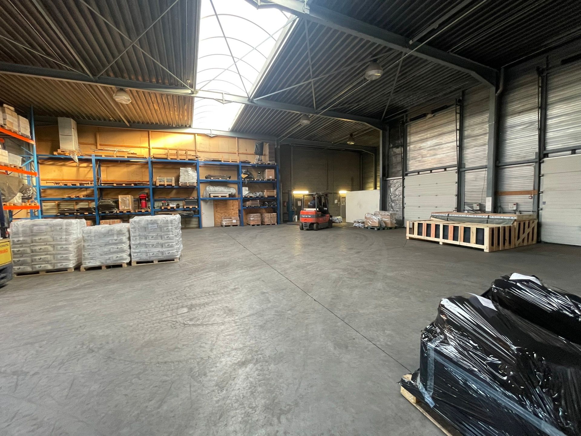 Representatief bedrijfsgebouw te koop in Puurs foto 9