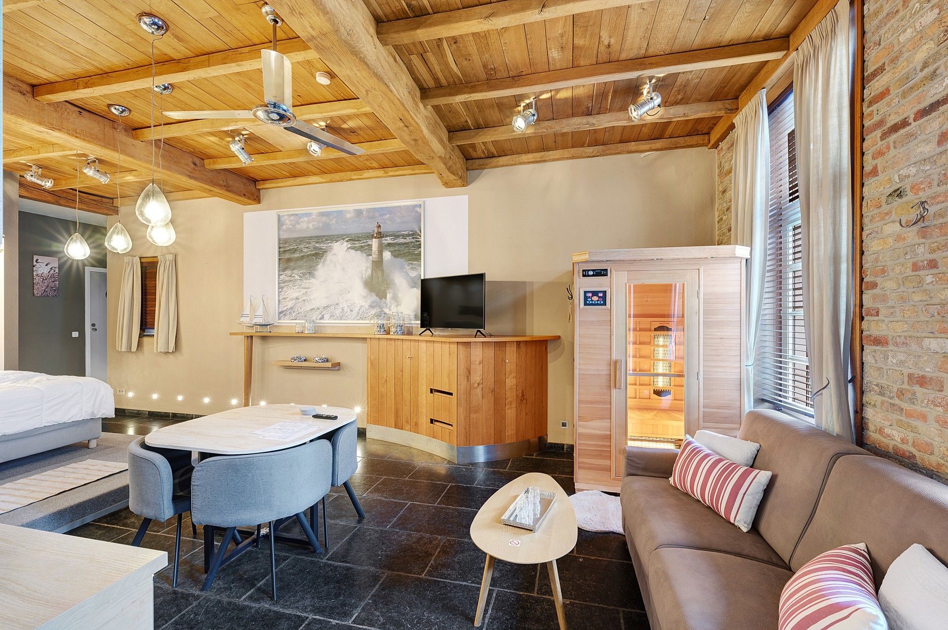 Historisch, uitzonderlijke woning met ongekend potentieel te Damme foto 9