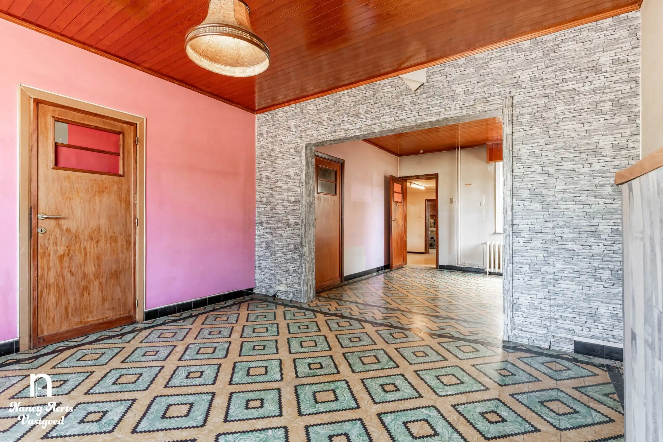 Karaktervolle renovatiewoning met tuin veel potentieel foto 28