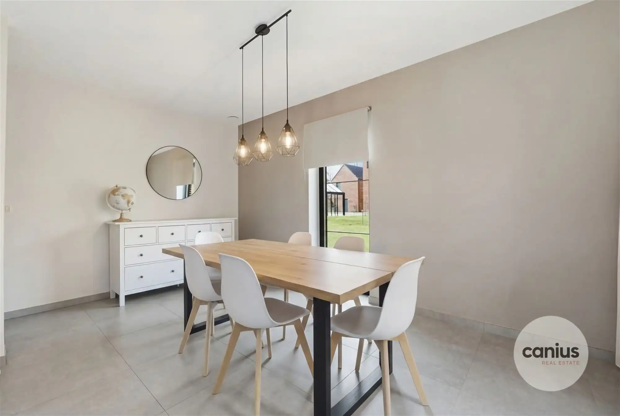 KNAPPE WONING NABIJ HET CENTRUM foto 8