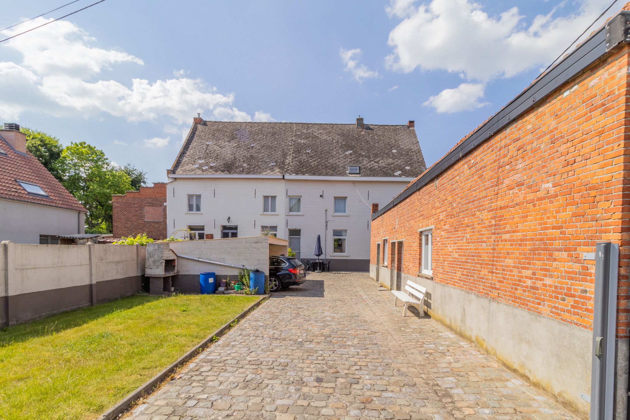 Gerenoveerde 2-gevelwoning met tuintje foto 18