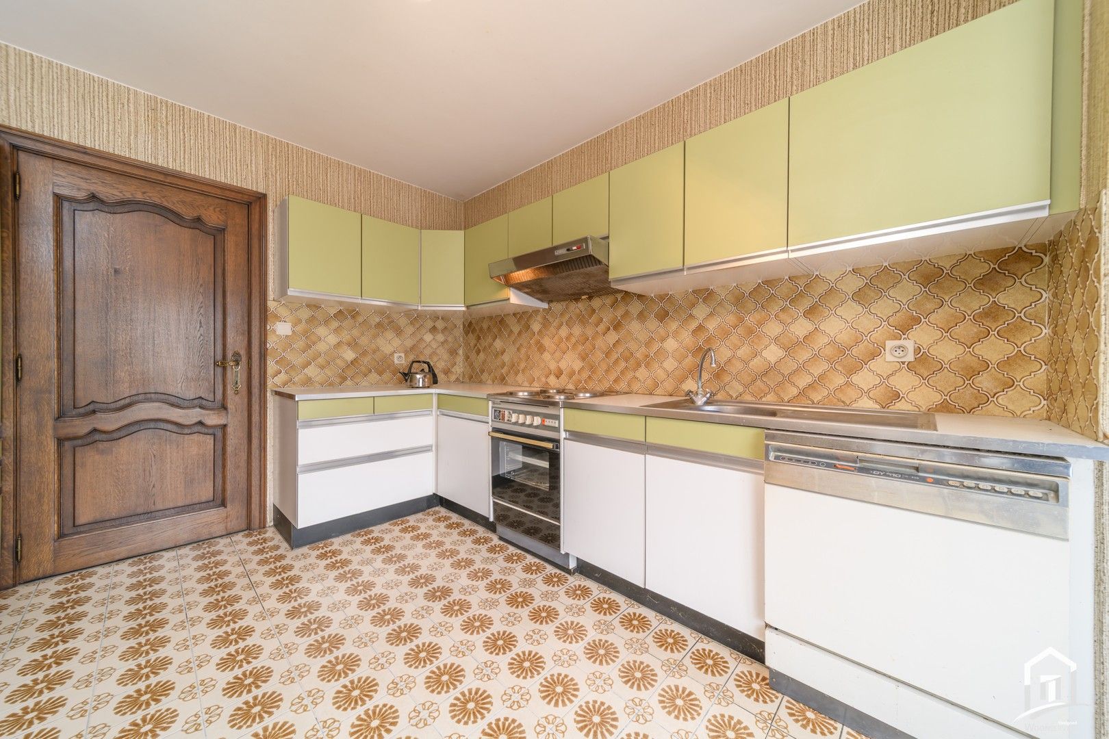 Charmante gezinswoning met veel mogelijkheden in groene omgeving te Gijzegem foto 9