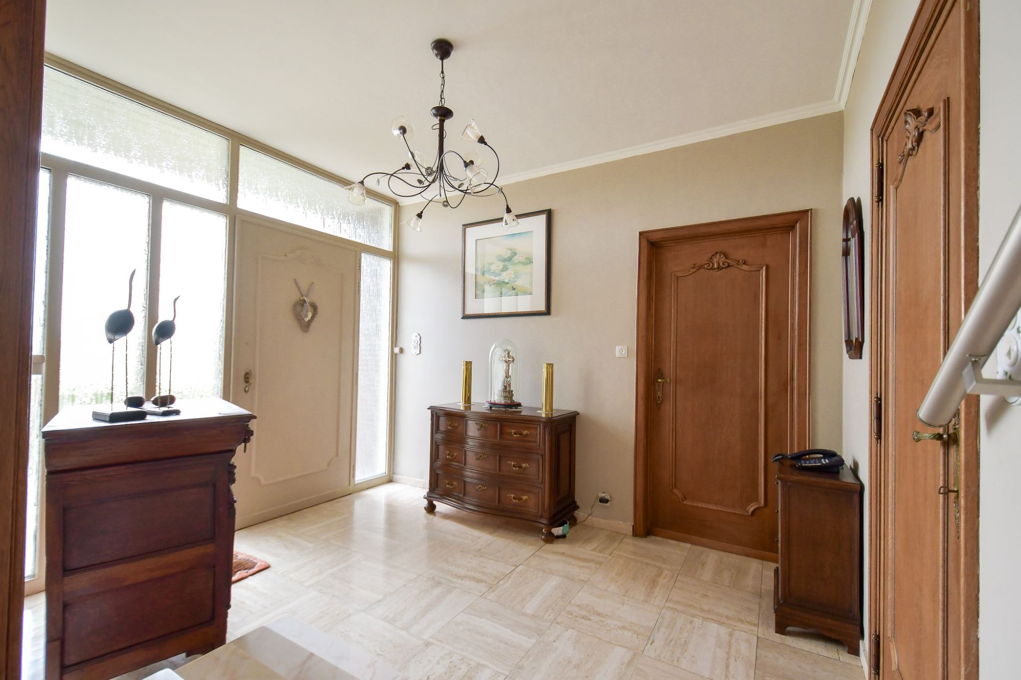 Goed onderhouden statige woning op een perceel van 970m² foto 13