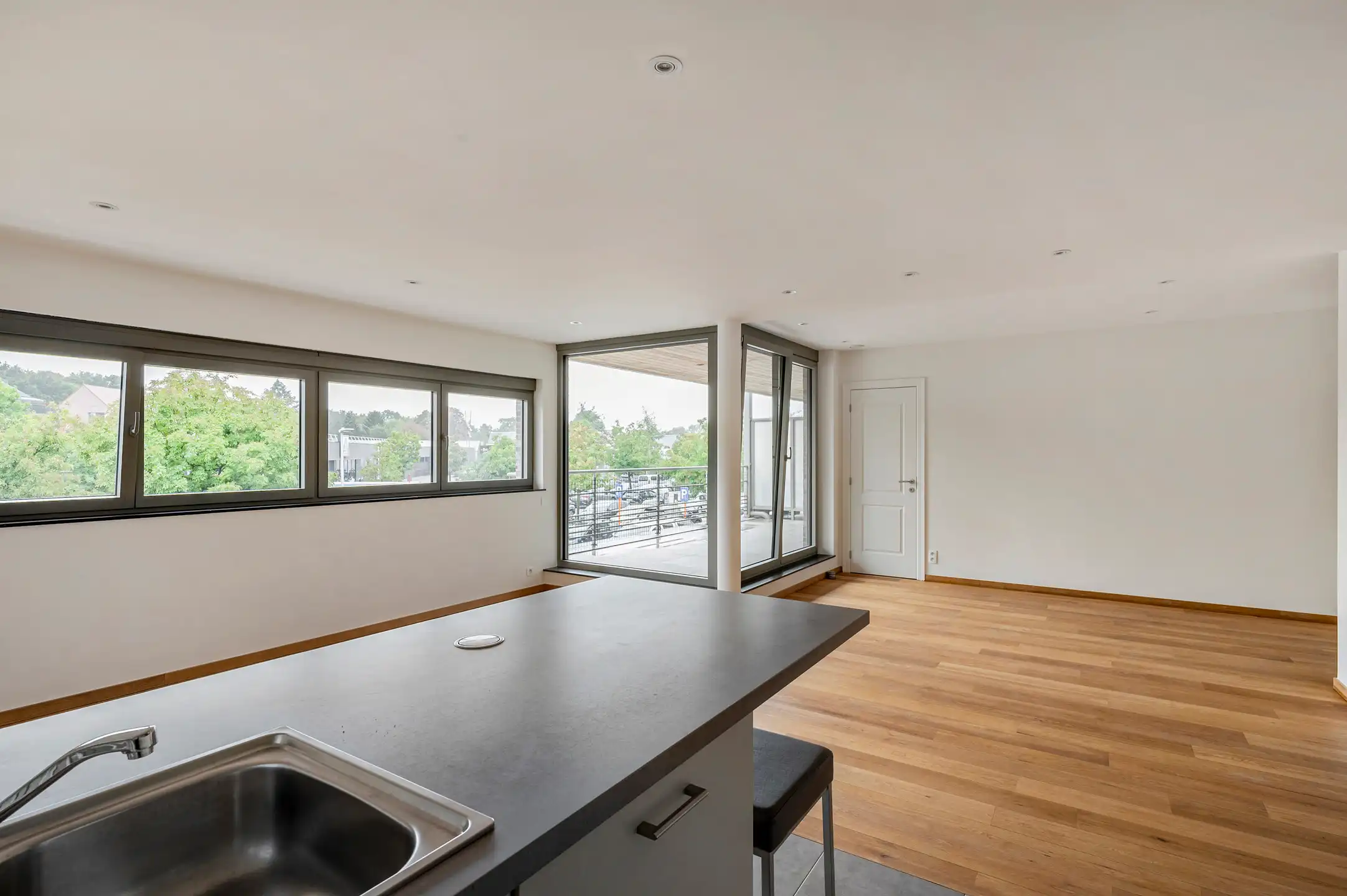 Stijlvol 2-slaapkamerappartement met 2 terrassen, private tuin, staanplaats en berging in hartje Heide foto 11