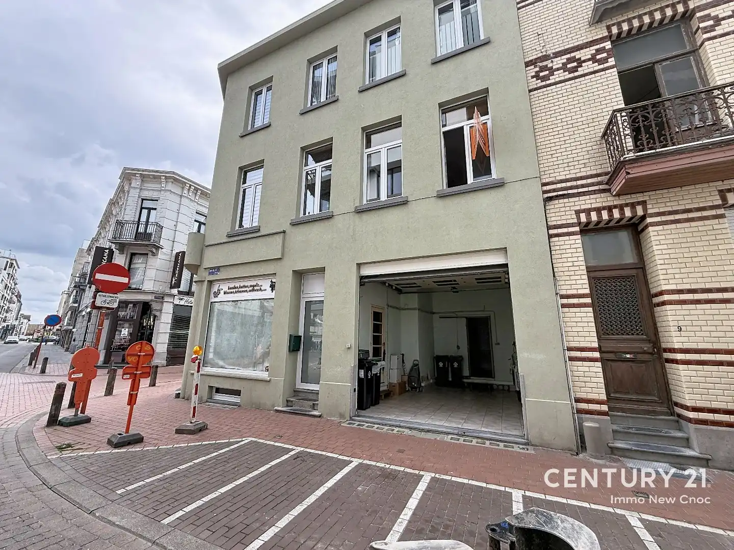 GROTE karaktervolle woning met HANDELSRUIMTE foto 3