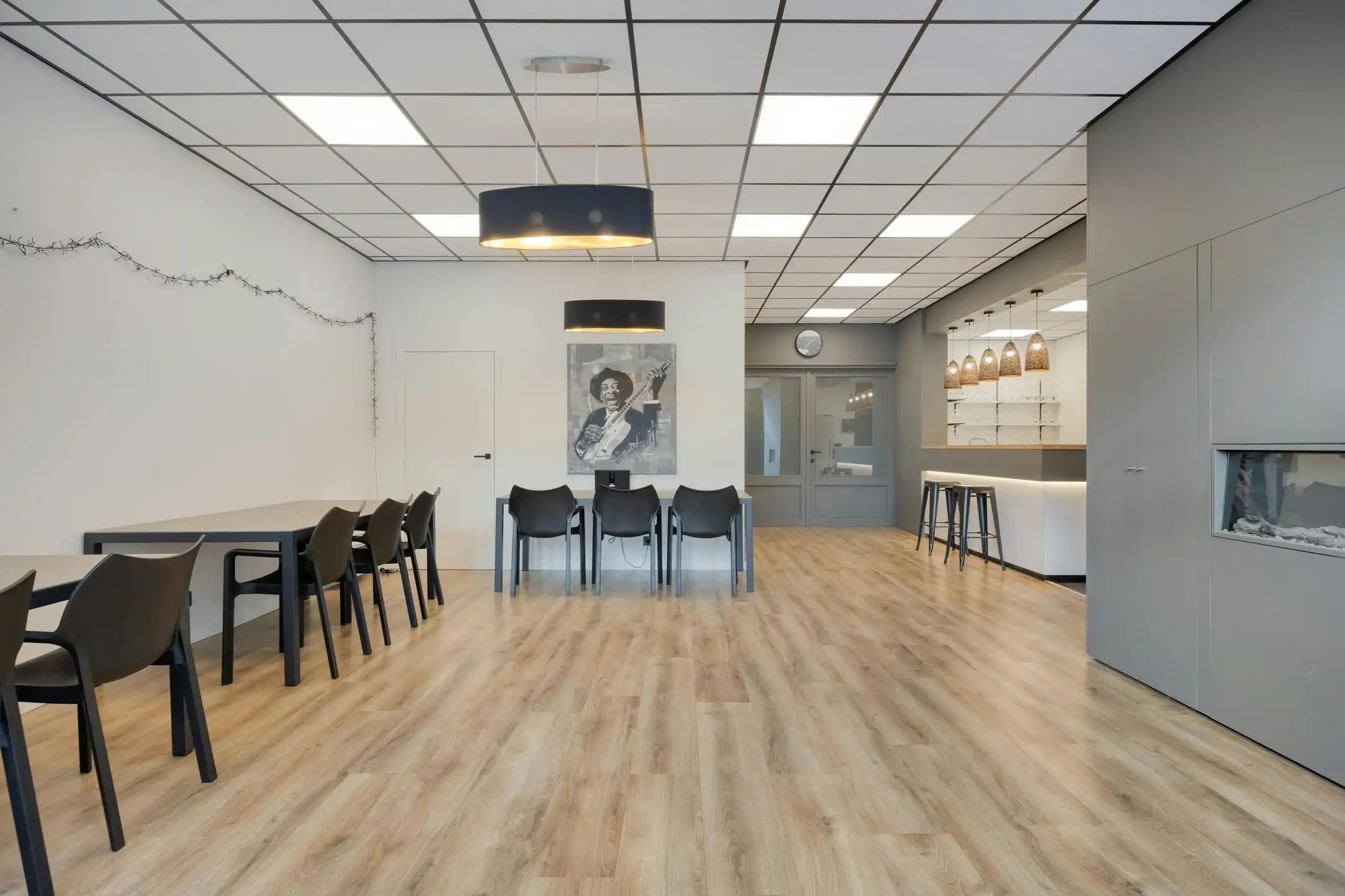 Unieke handelswoning met magazijn in Zomergem foto 18