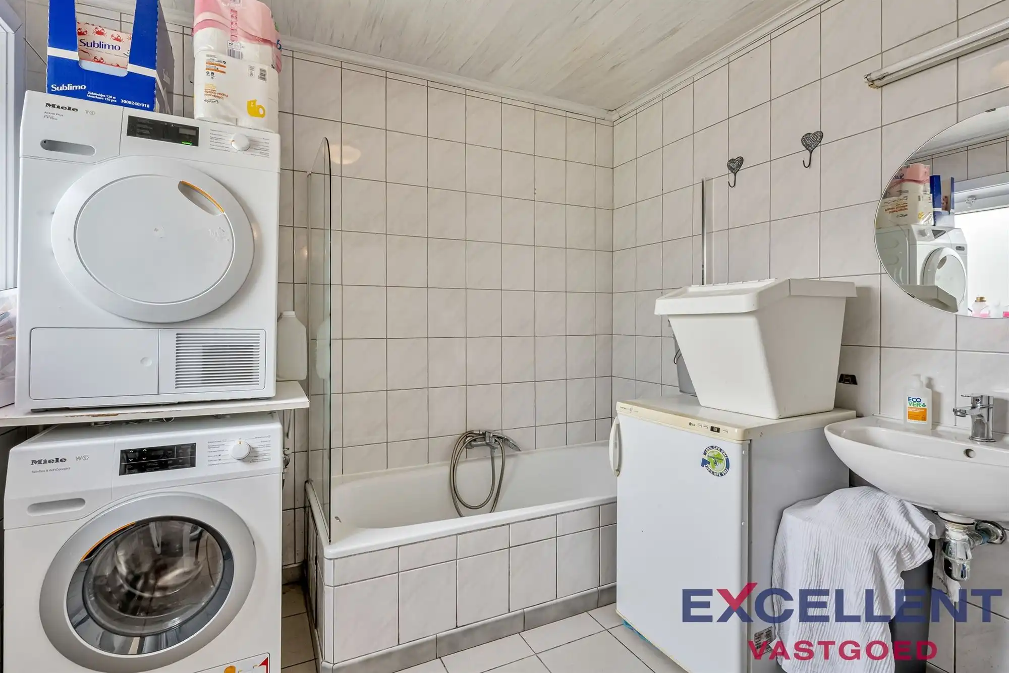 Gezellige rijwoning met 3 slaapkamers, tuin en parking nabij centrum Kruishoutem foto 7