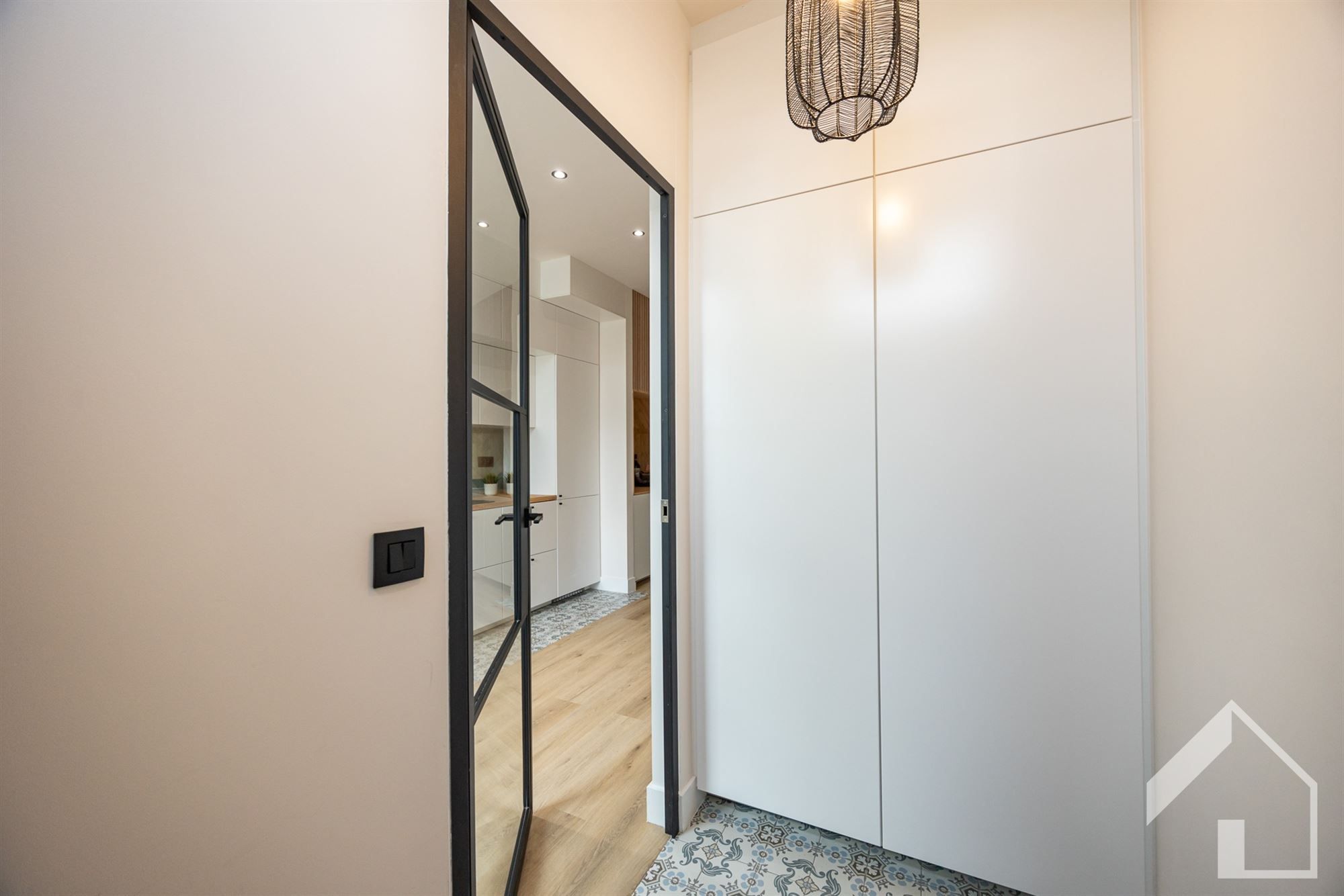 Prachtig gerenoveerde rijwoning! foto 2