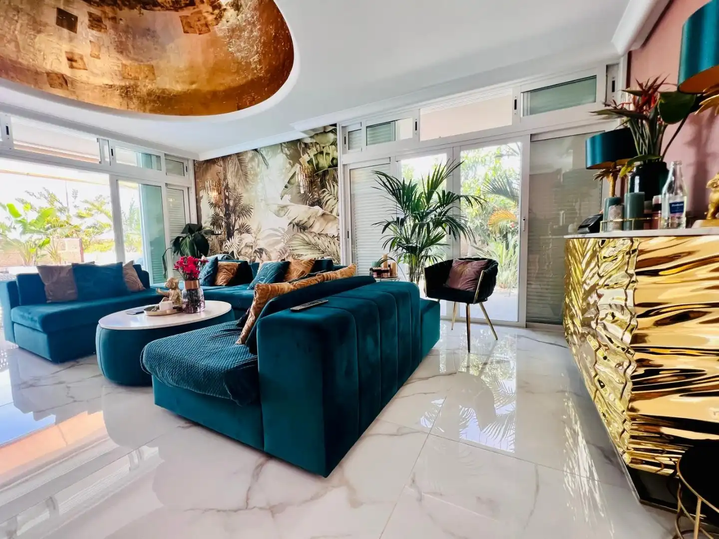 Vrijstaande villa in exclusieve wijk foto 6