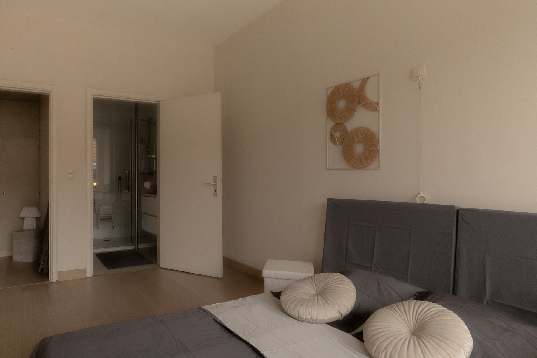 Ruim 2-slaapkamerappartement gelegen in hartje Antwerpen foto 7