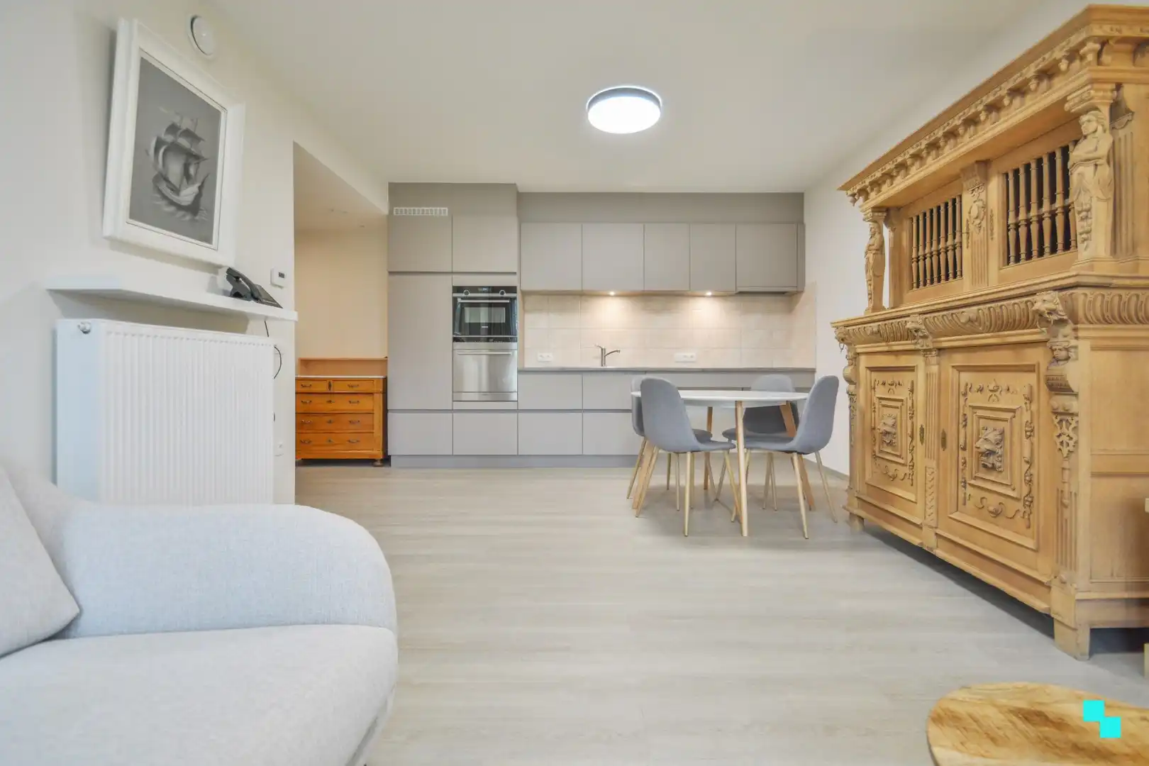 Assistentieflat op unieke ligging foto 2