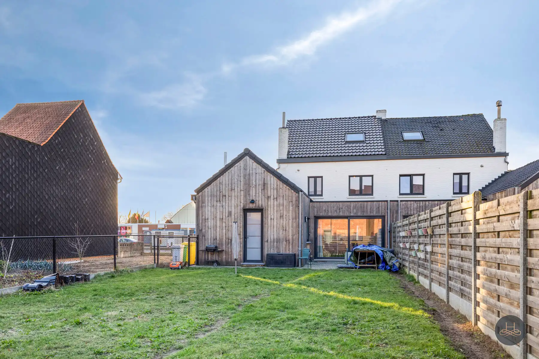 Recent gerenoveerde woning met 3 slaapkamers en ruime tuin foto 28
