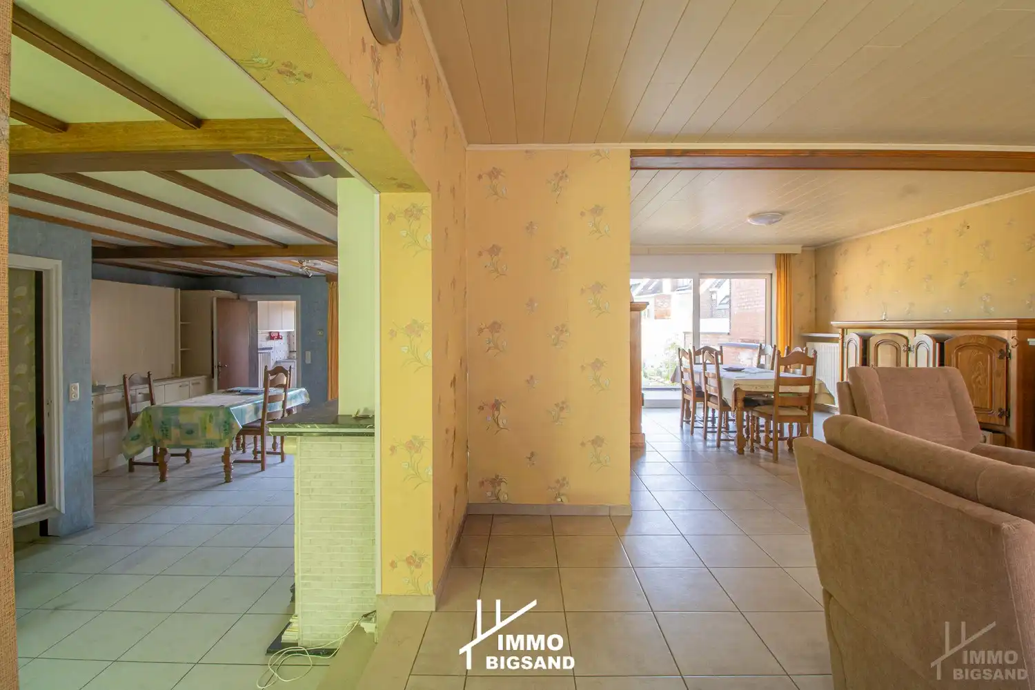 Een ruime gezinswoning (voorheen twee woningen) met 3 slaapkamers en garage met ruime tuin foto 8